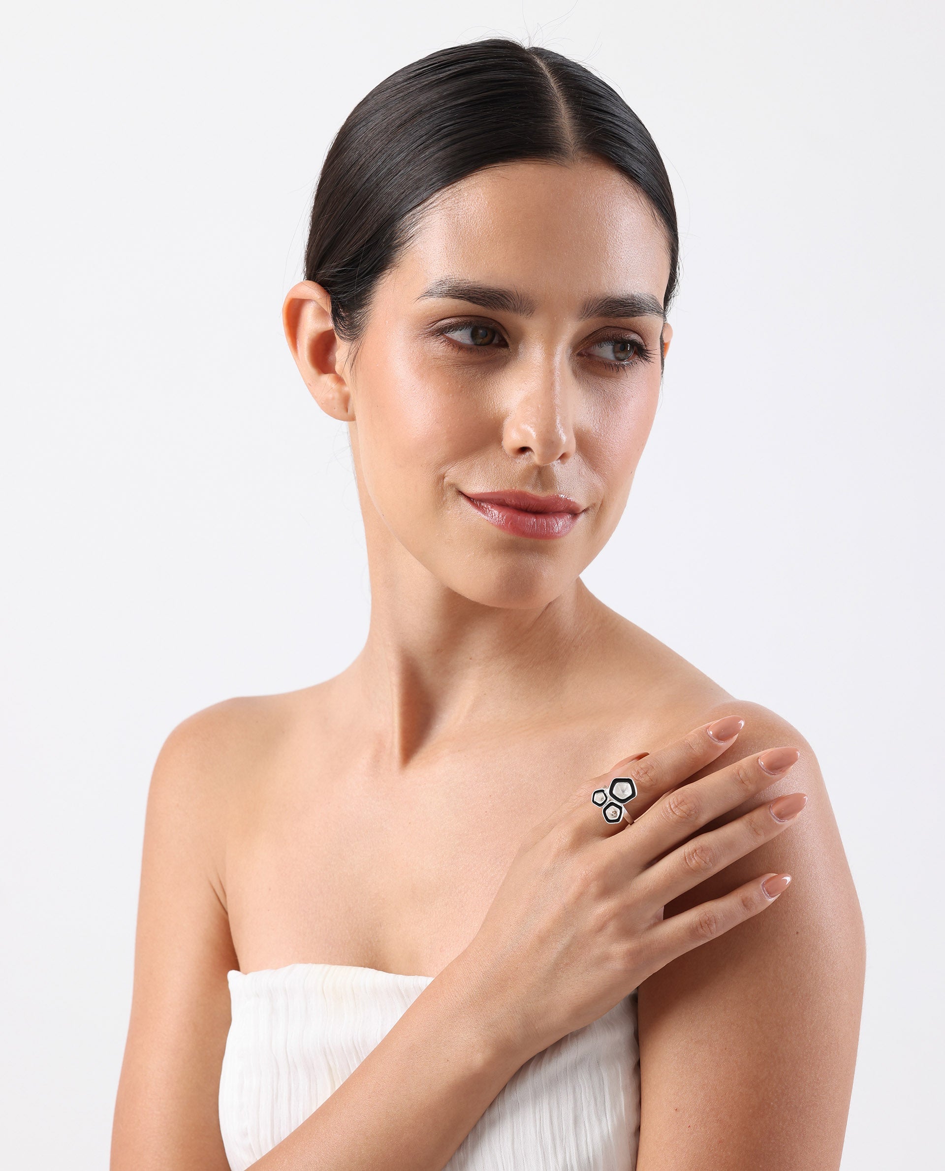 Rareism Women Illusion Ring Black Silver Ring