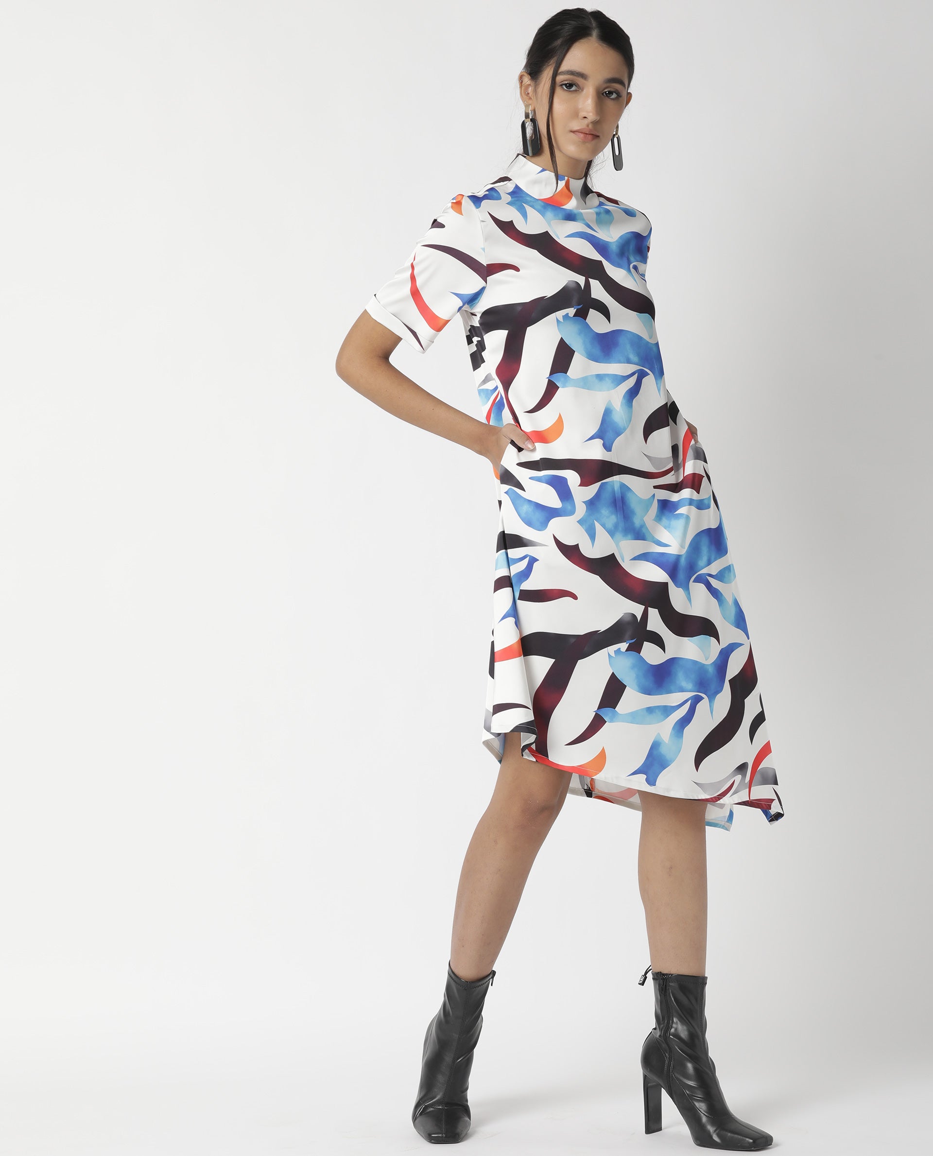 Rareism Women's Saler White Modal Blend Sweetheart Neck Abstract Print Knee Length Regular Fit Dress