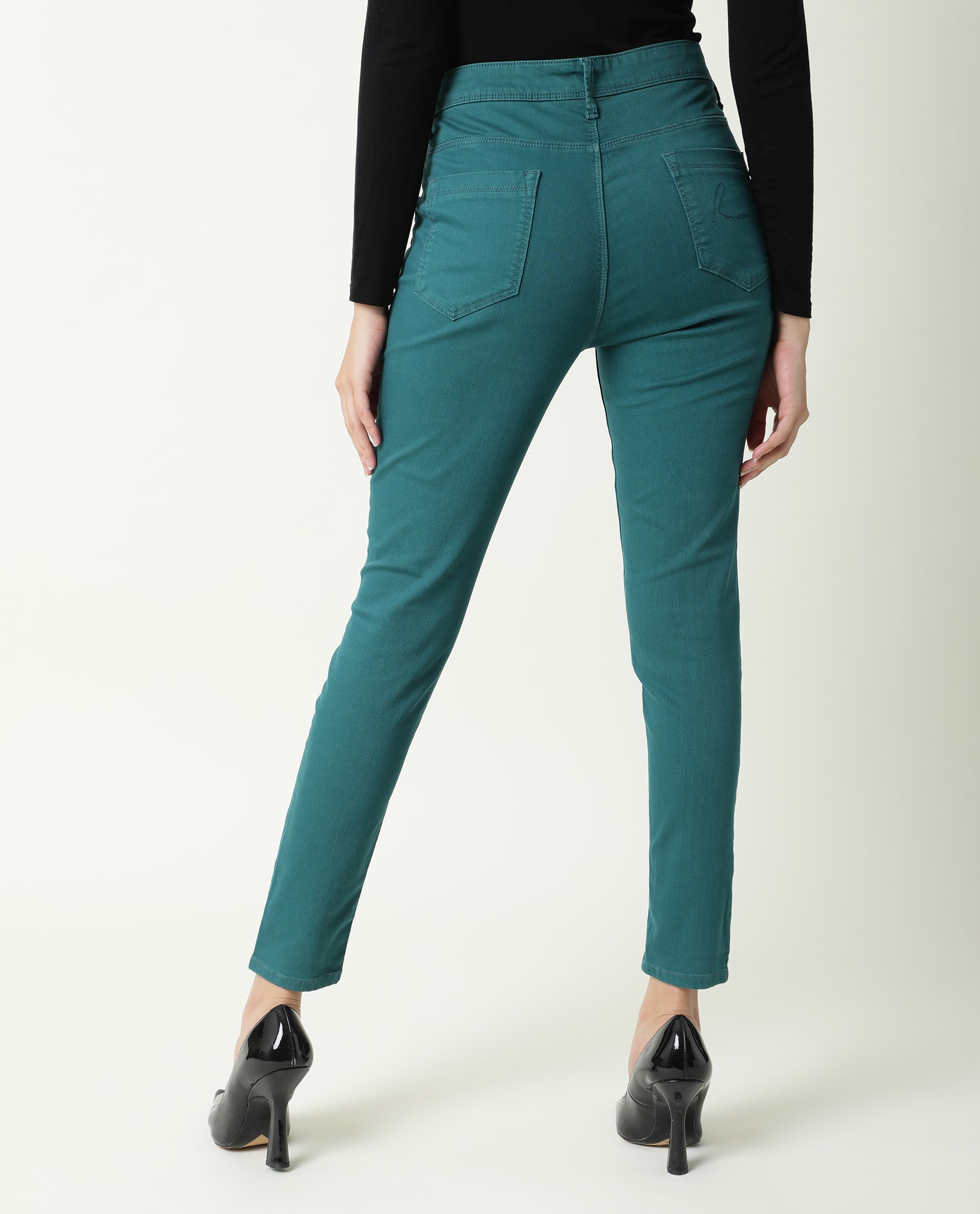 Rareism Women Metty Petrol Cotton Lycra Fabric Mid Rise Solid Slim Fit Ankle Length Jeans