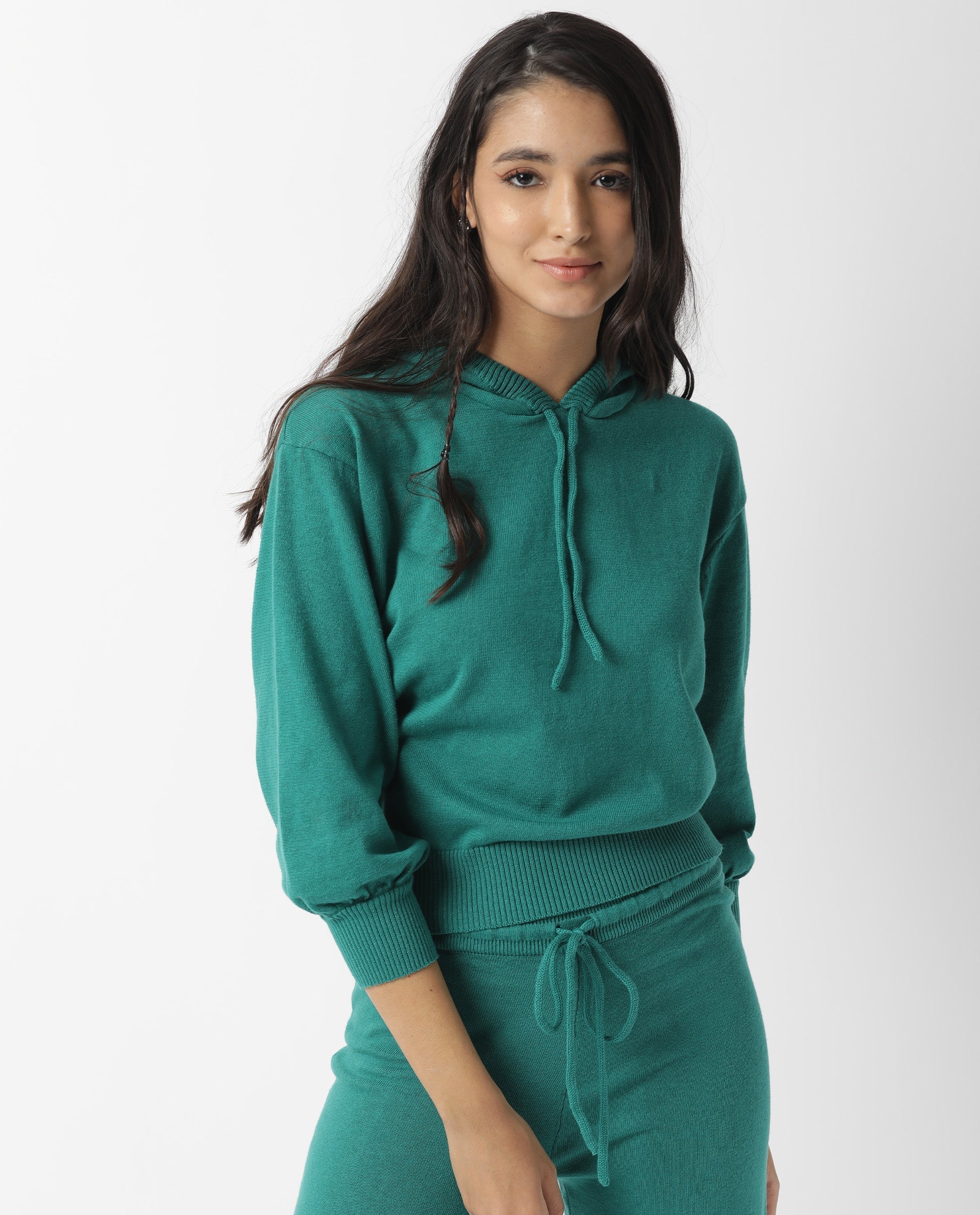 Rareism Women Finn Sweat Green Cotton Fabric Full Sleeves Relaxed Fit Solid Hooded Sweater