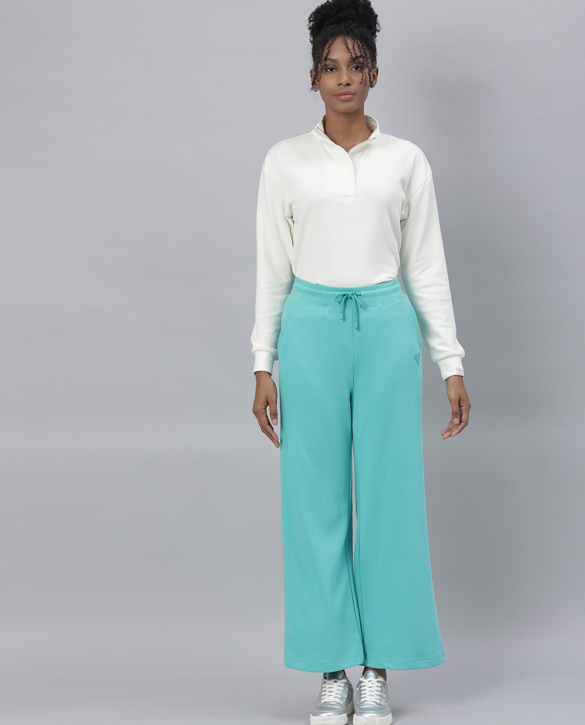 Rareism Women Pazo-1 Turq Poly Cotton Fabric Relaxed Fit Solid Mid Rise Ankle Length Track Pant