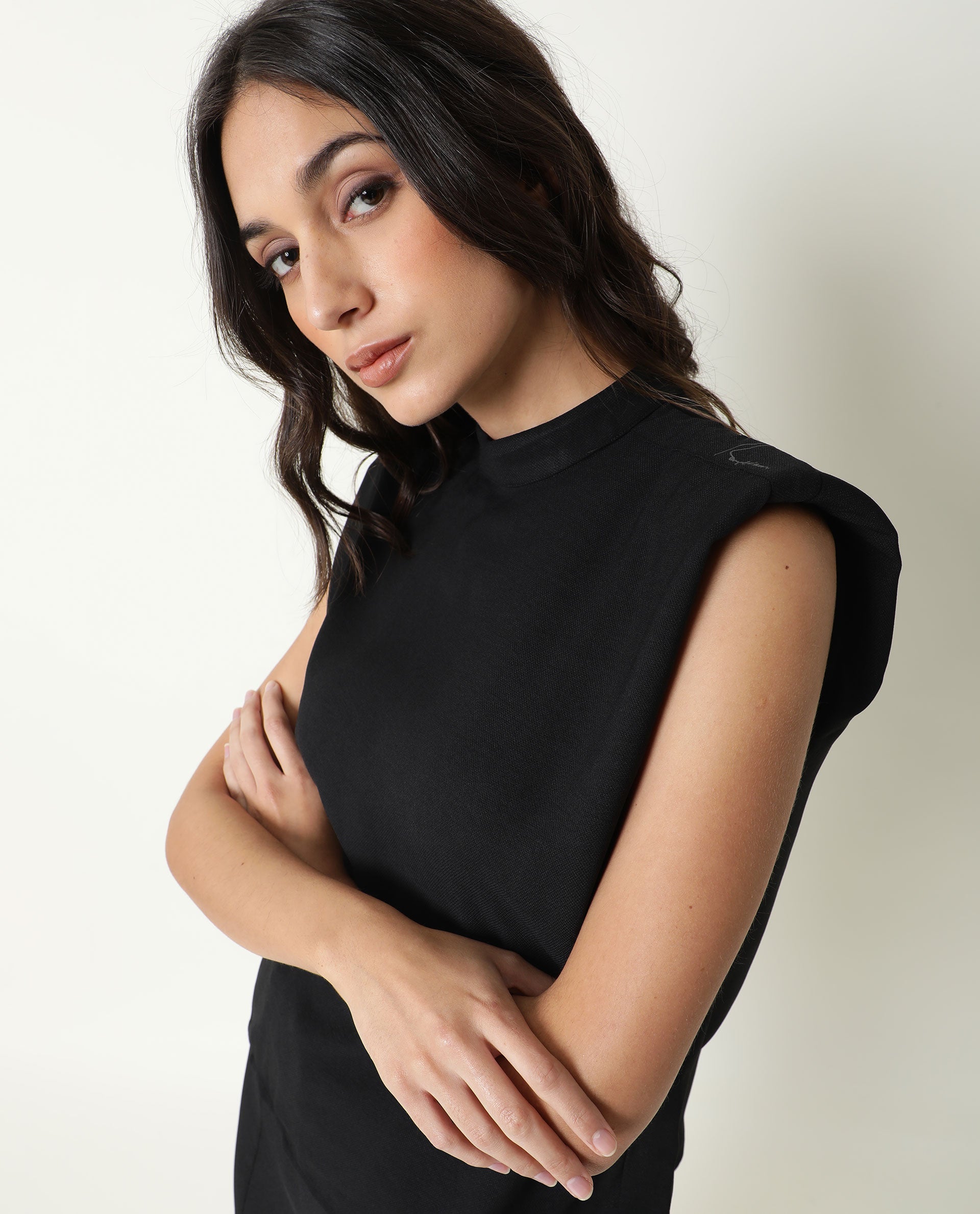 Rareism Womens Edit Black Top Sleeveless Round Neck