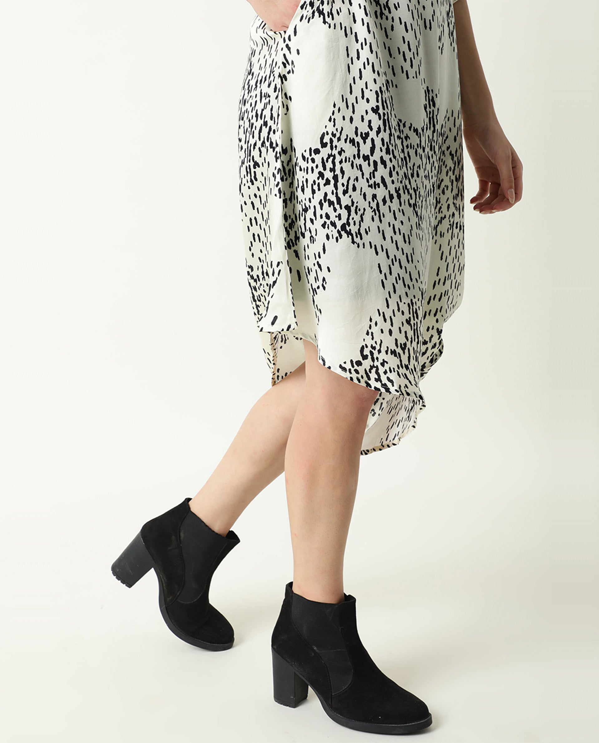Rareism Women's Zoella Offwhite Viscose High Neck Abstract Print Cuffed Sleeve Midi Flared Dress