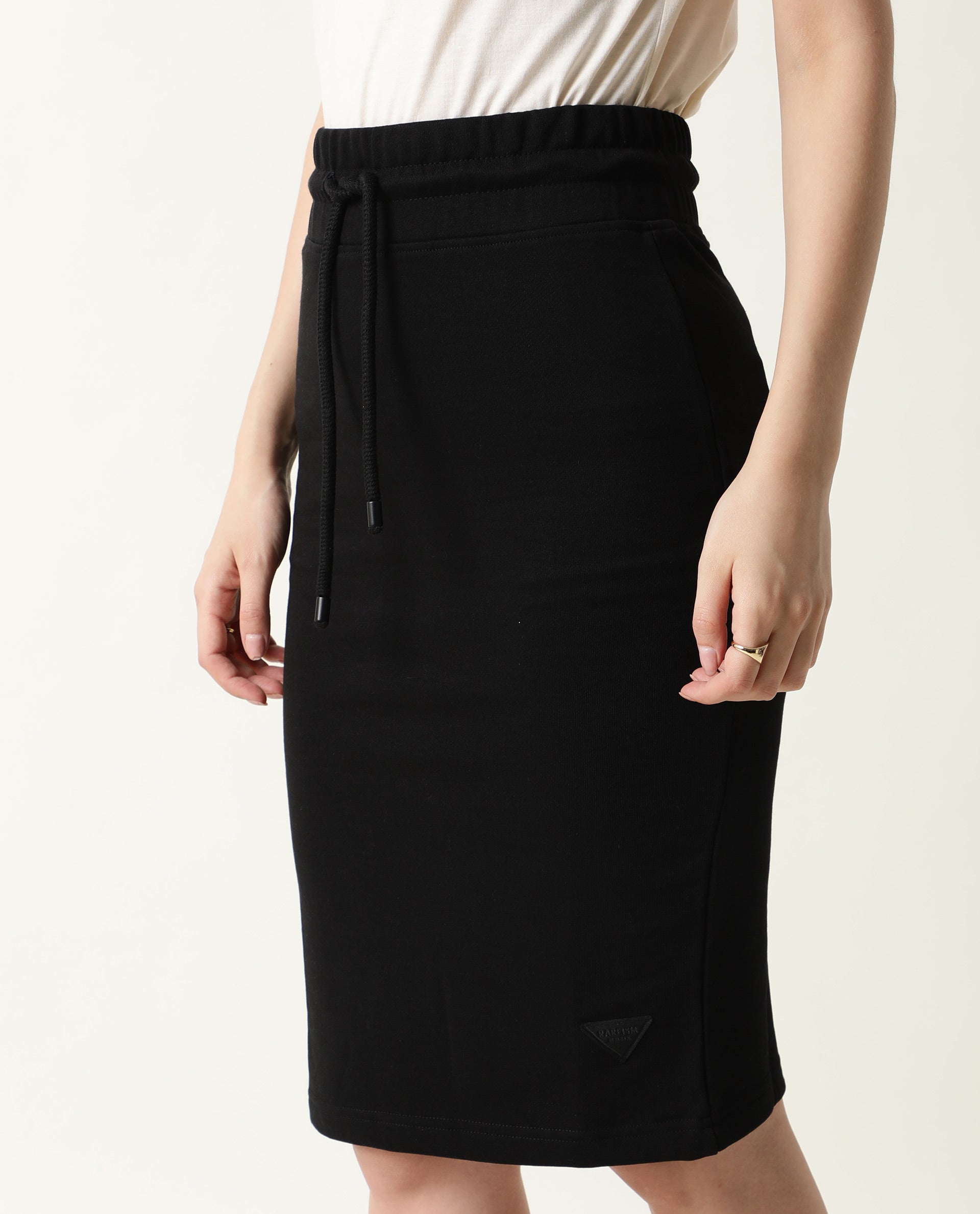 Rareism Women Fudge-1 Black Poly Cotton Fabric Tailored Fit High Rise Solid Midi Skirt