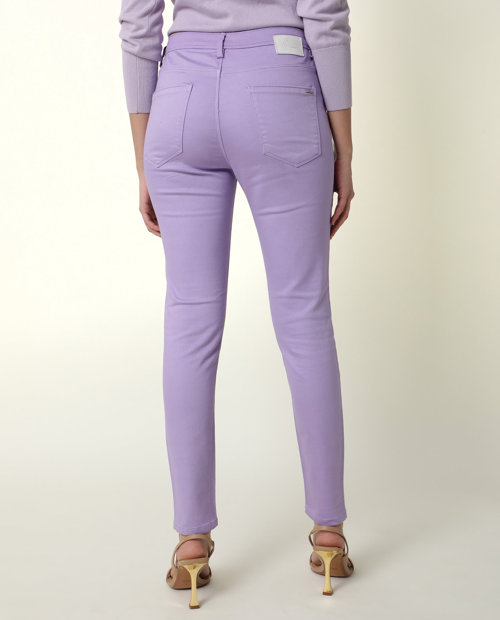 Rareism Women Kocho Purple Cotton Lycra Fabric Mid Rise Solid Slim Fit Ankle Length Jeans