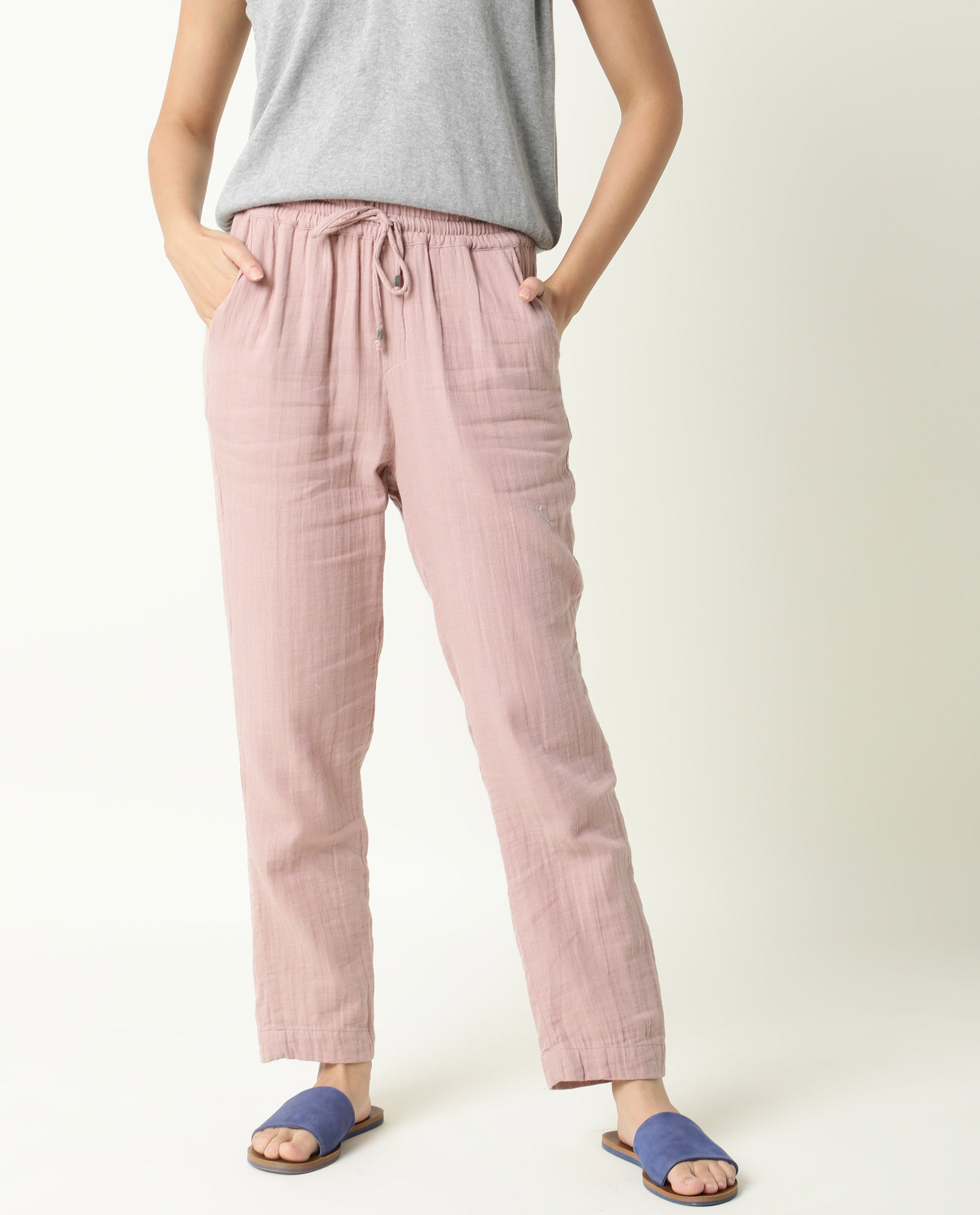 Rareism Women Elo Pink Cotton Fabric Regular Fit Mid Rise Solid Ankle Length Trousers