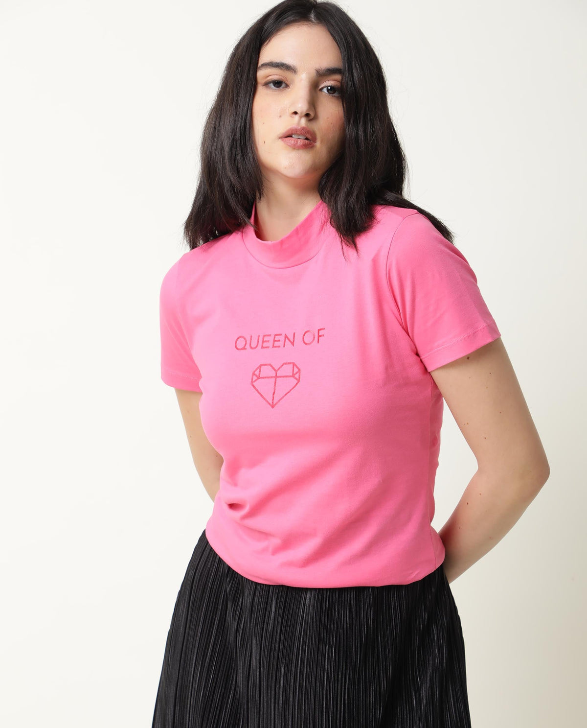 Rareism Women Queenie Pink Poly Cotton Fabric Regular Fit Half Sleeves Graphic Print Round Neck T-Shirt