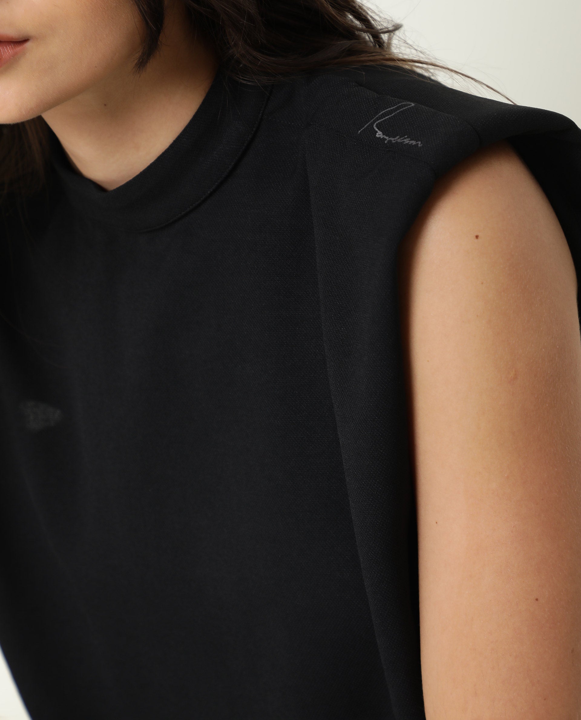 Rareism Womens Edit Black Top Sleeveless Round Neck