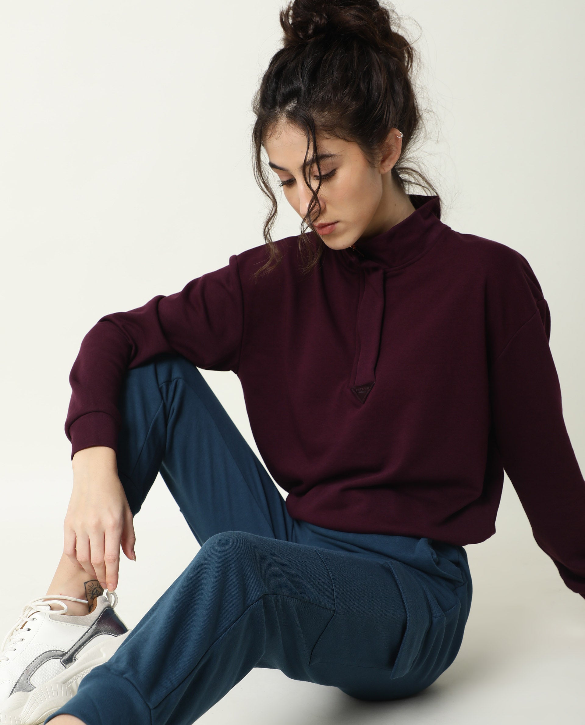 Rareism Women Nush-1 Petrol Poly Cotton Fabric Regular Fit Solid Mid Rise Ankle Length Track Pant