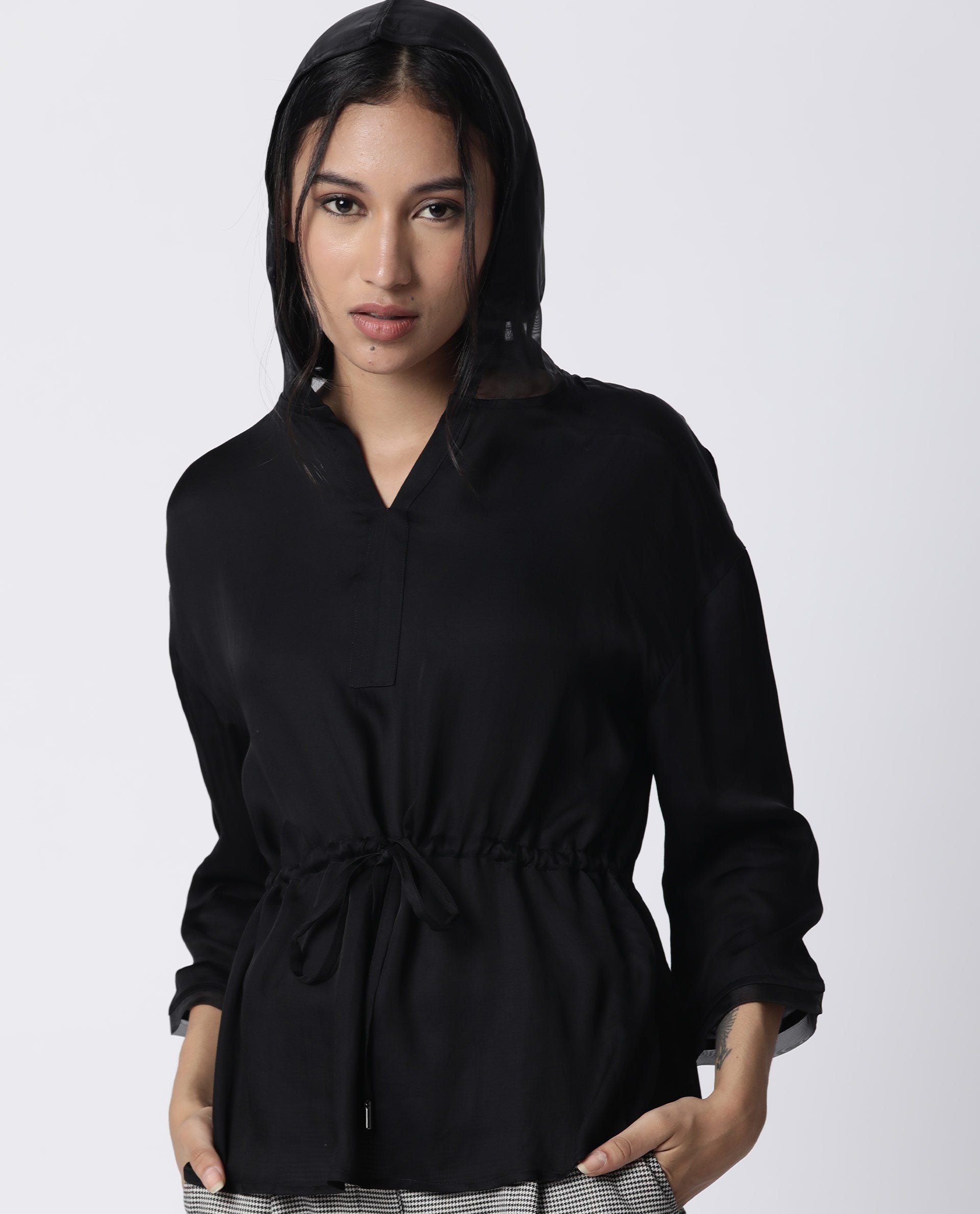 Rareism Women Yoda Black Top Full Sleeves Hoodie Solid