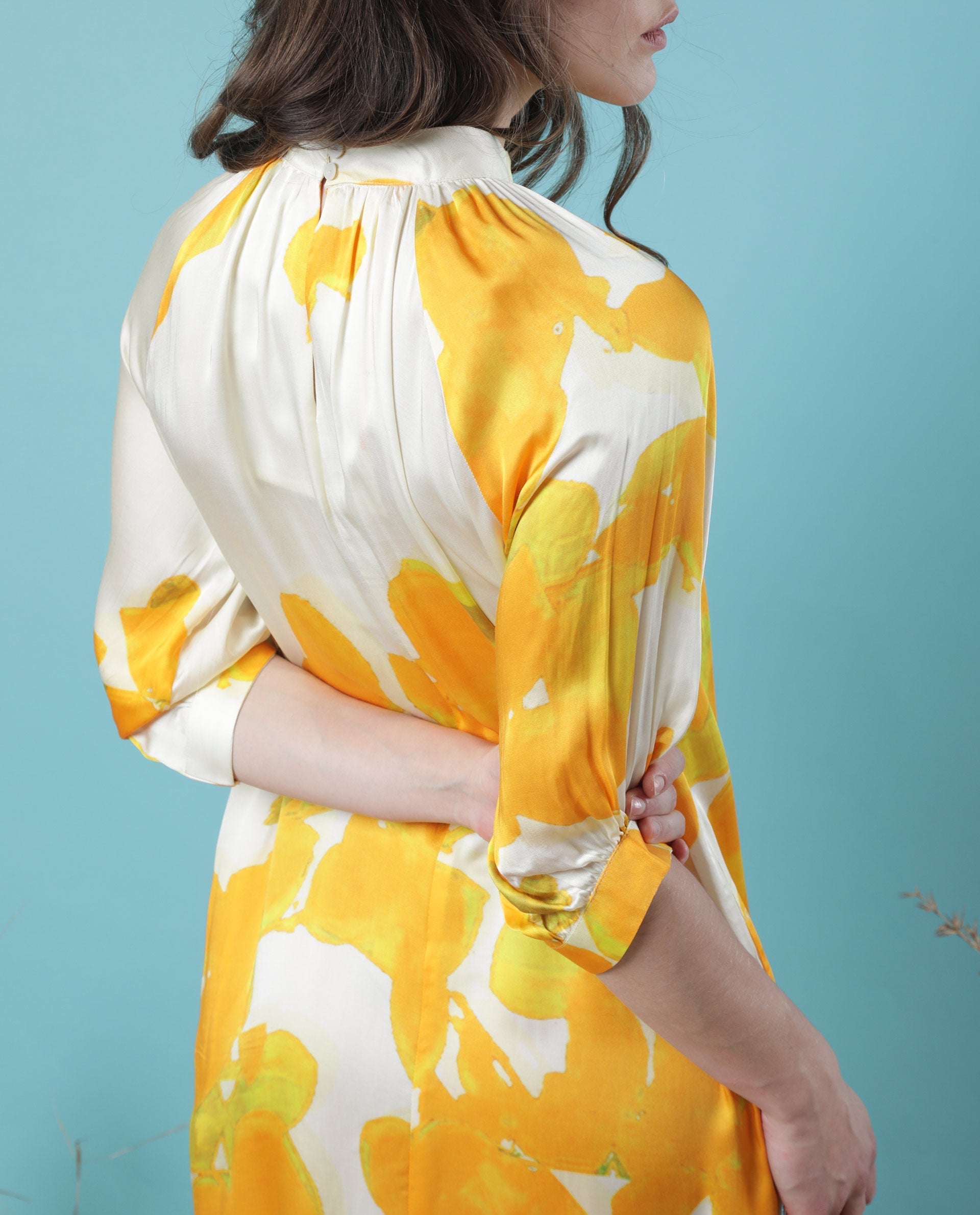 Rareism Women Tycoon Yellow Abstract Band Collar Half Sleeves With Puff And Pocket Knee Length Dress