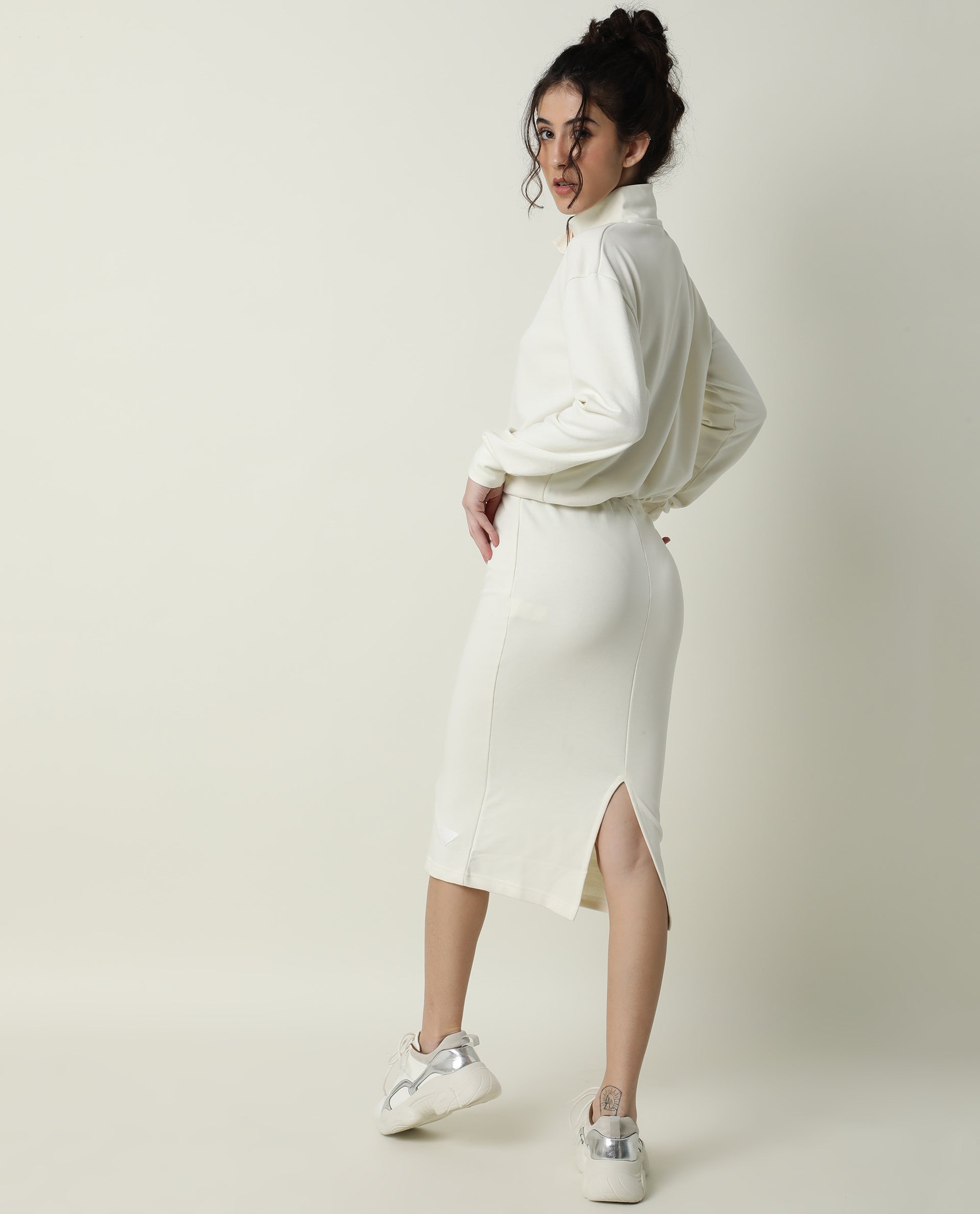 Rareism Women Fudge-1 Off White Poly Cotton Fabric Tailored Fit High Rise Solid Midi Skirt