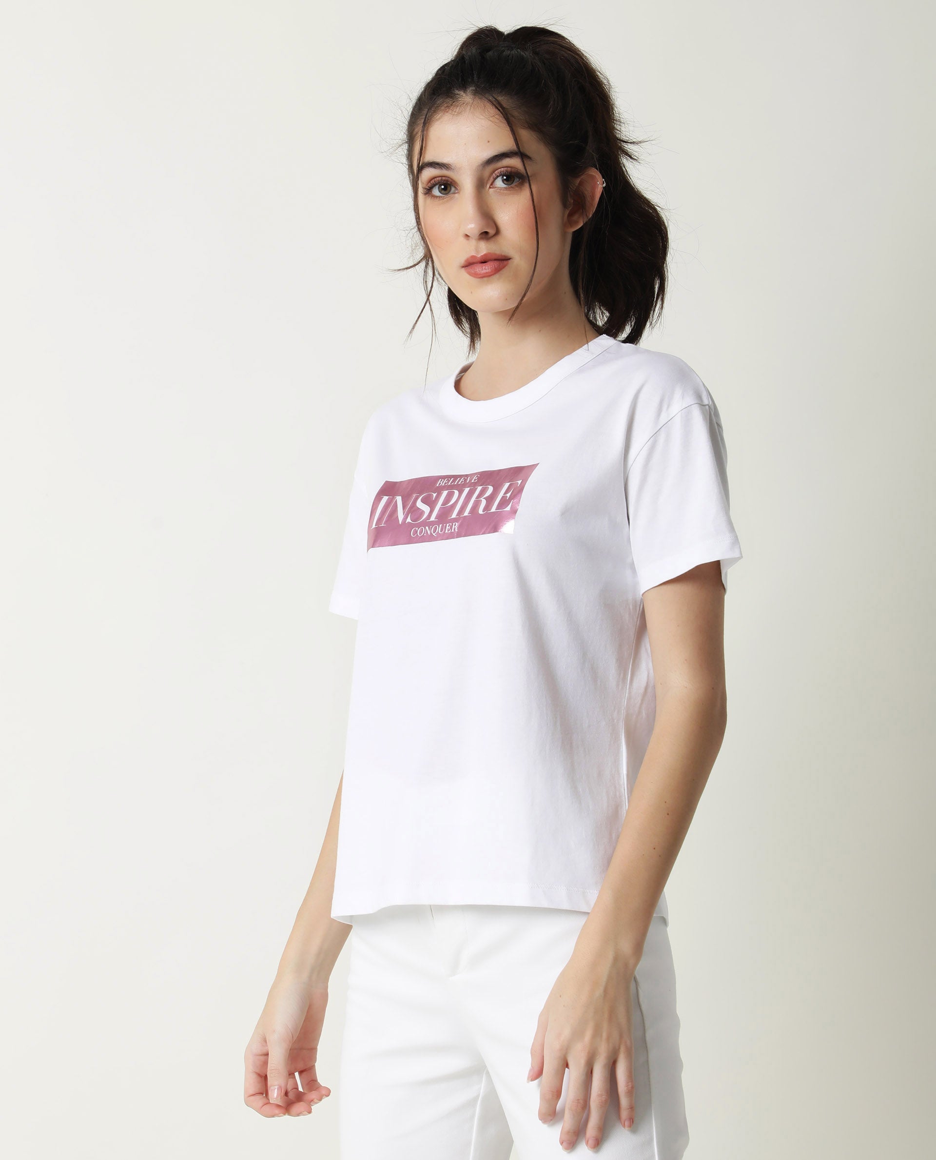 Rareism Women Inago White Cotton Fabric Regular Fit Half Sleeves Graphic Print Crew Neck T-Shirt