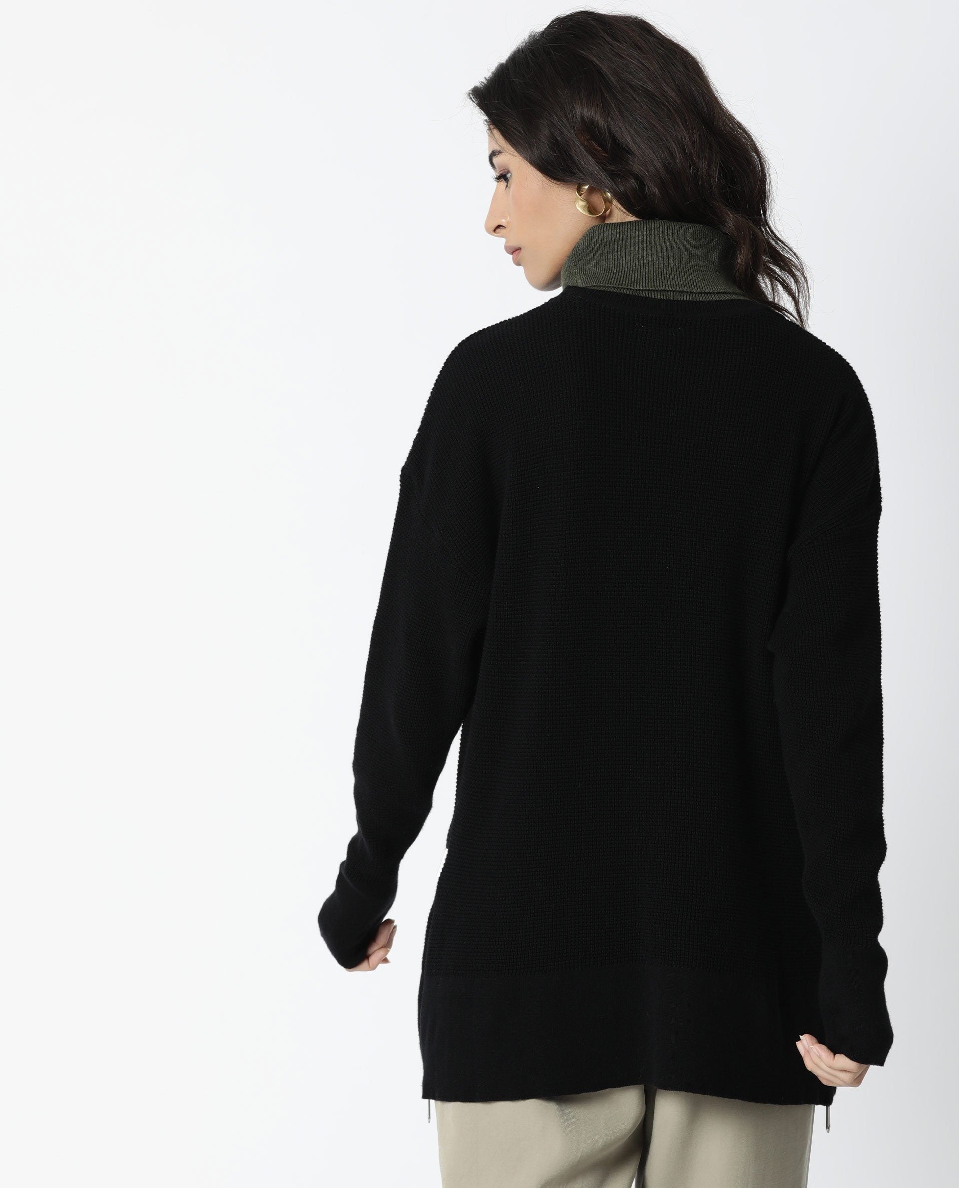 Rareism Women Zippo Black Cotton Fabric Full Sleeves Knee Length Relaxed Fit Solid Detachable Collar Sweater