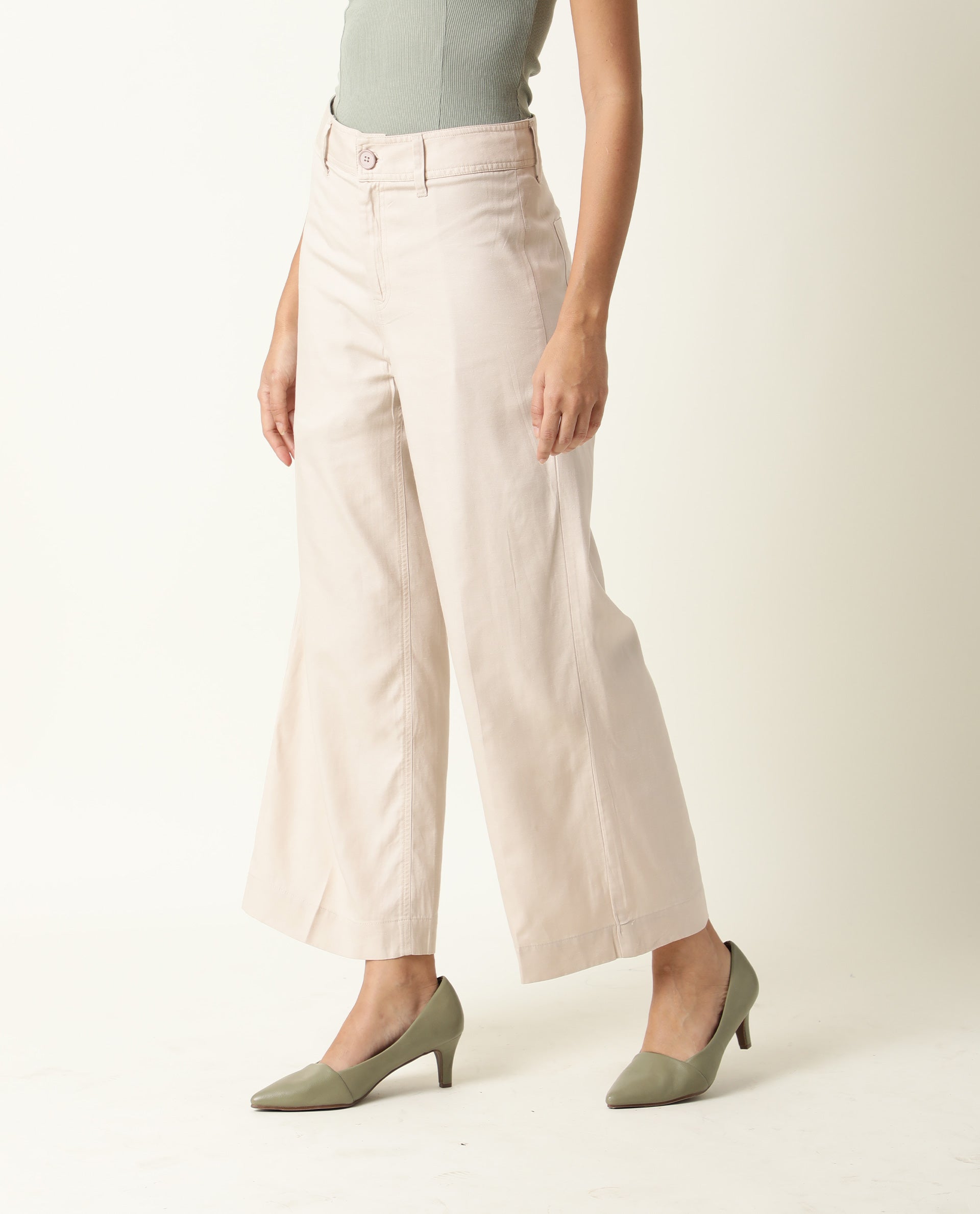 Rareism Women Micky Beige Cotton Lyocell Fabric Tailored Fit Mid Rise Solid Ankle Length Trousers