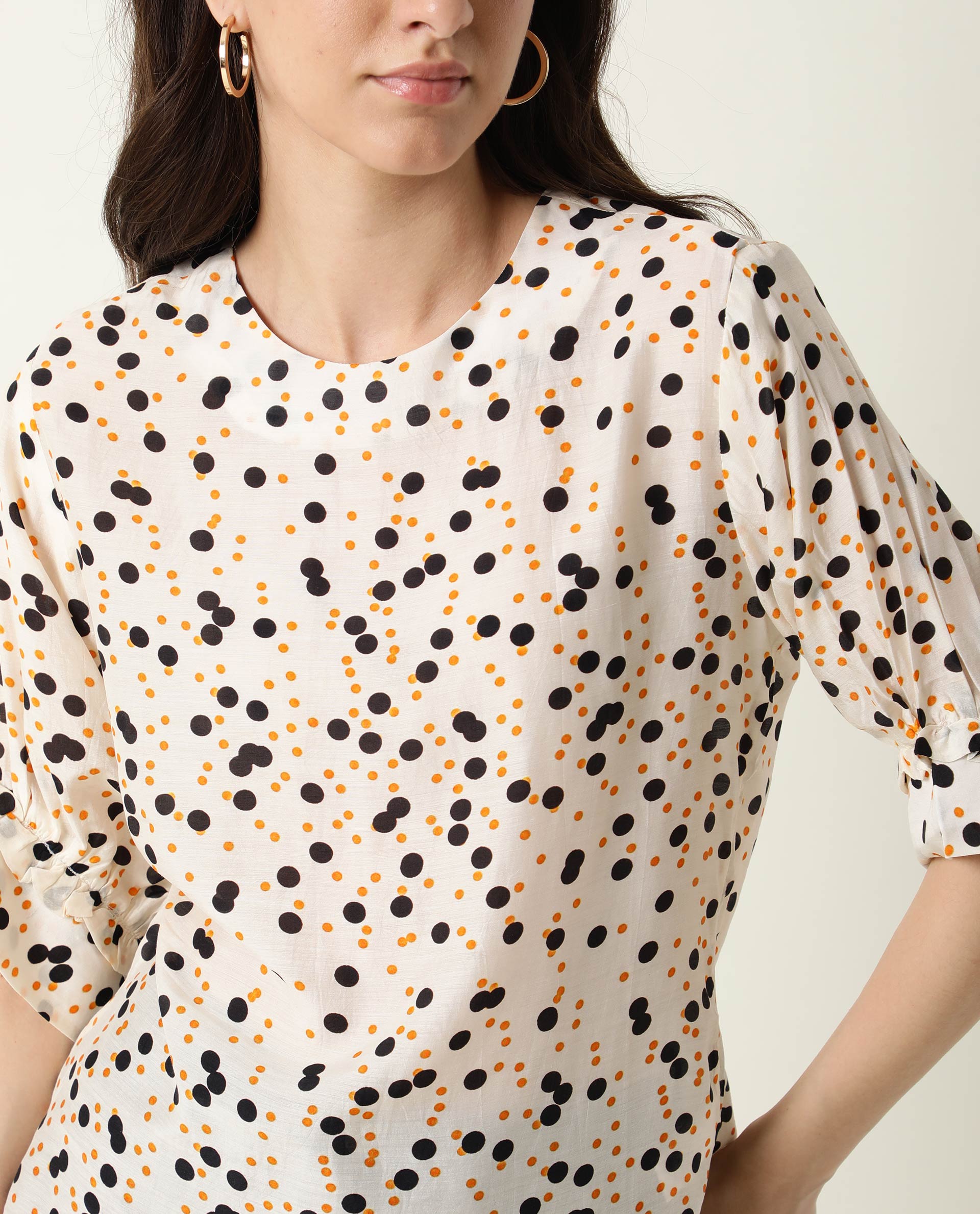 Rareism Women Roy Orange Top Short Sleeves Printed
