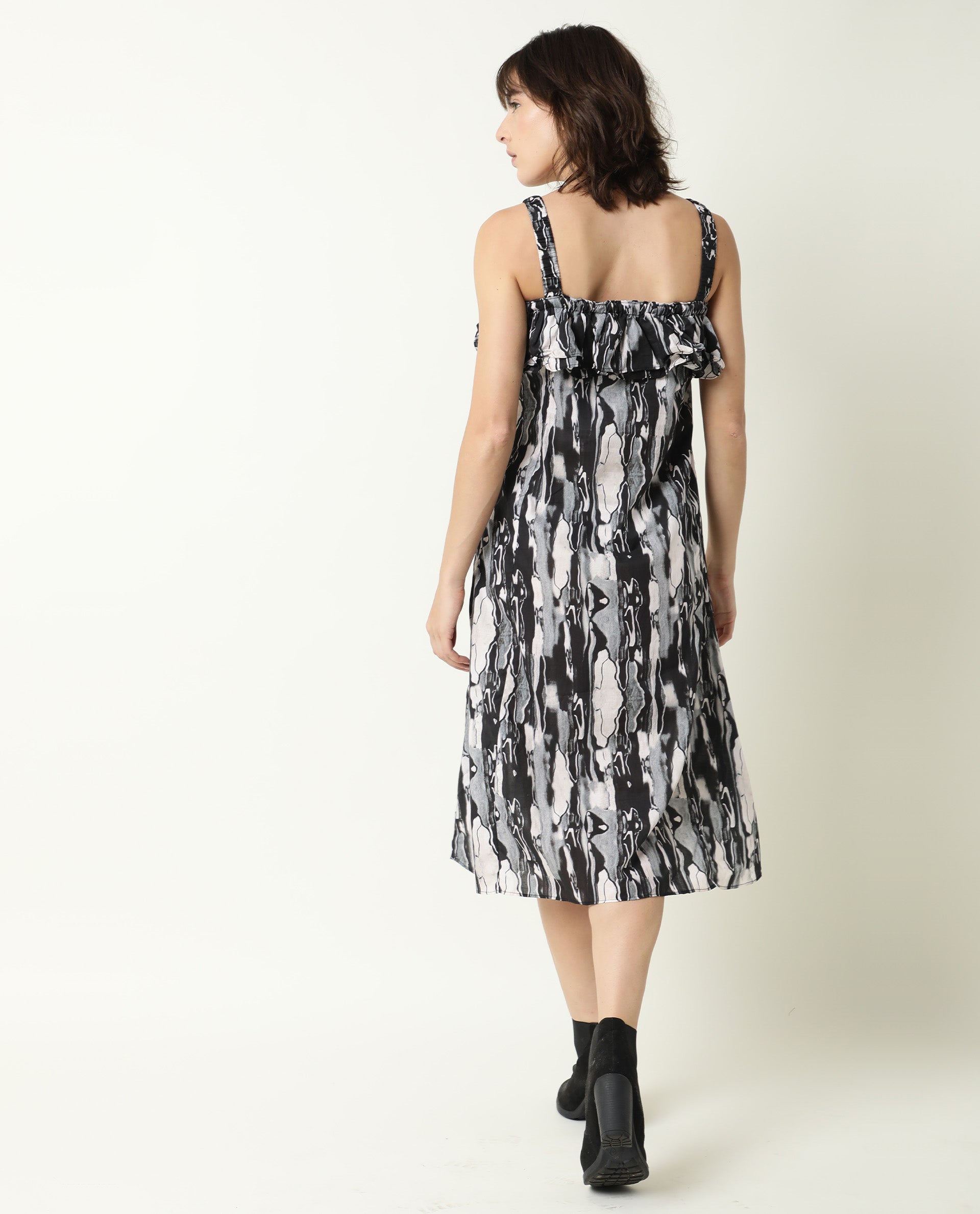 Rareism Women Darling Black Abstract Print Broad Shoulder Straps Ruffled Square Neck Midi Dress