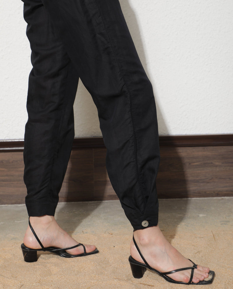 Rareism Women Erin Light Black Modal Linen Fabric Tailored Fit Mid Rise Solid Ankle Length Trousers