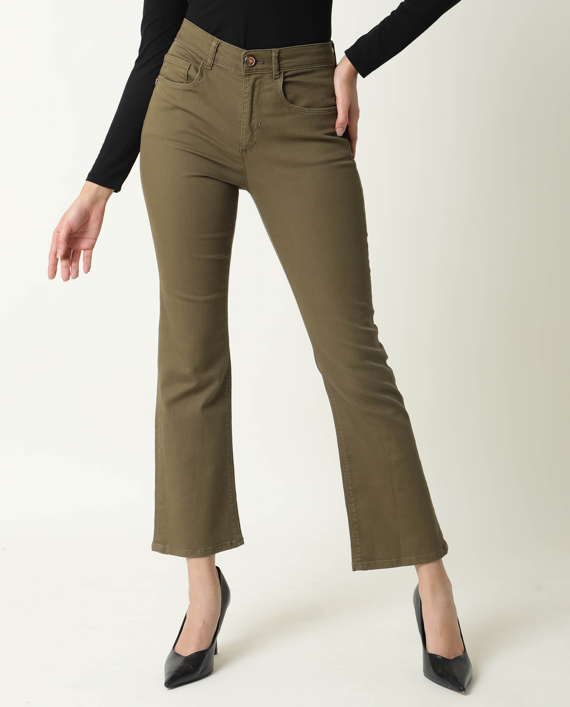 Rareism Women Booter Green Cotton Lycra Fabric Mid Rise Solid Slim Fit Ankle Length Jeans