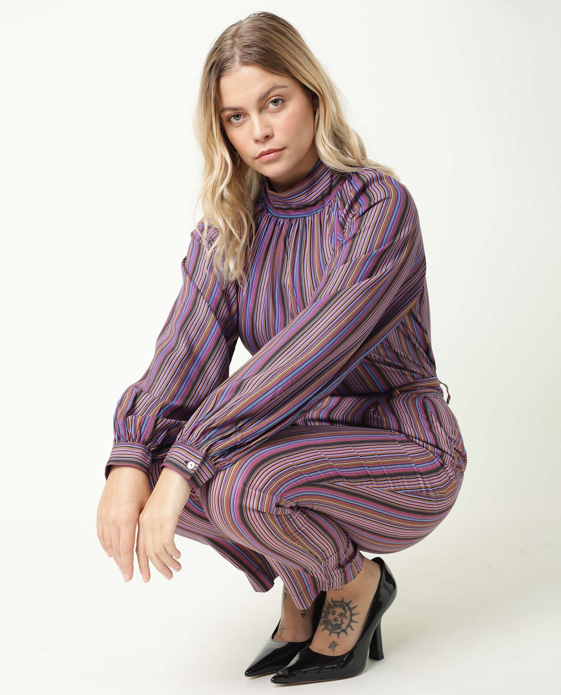 Rareism Womens Apple Multi Trouser Cotton Fabric Regular Fit Zipper Closure High Rise Waist Rise Ankle Length