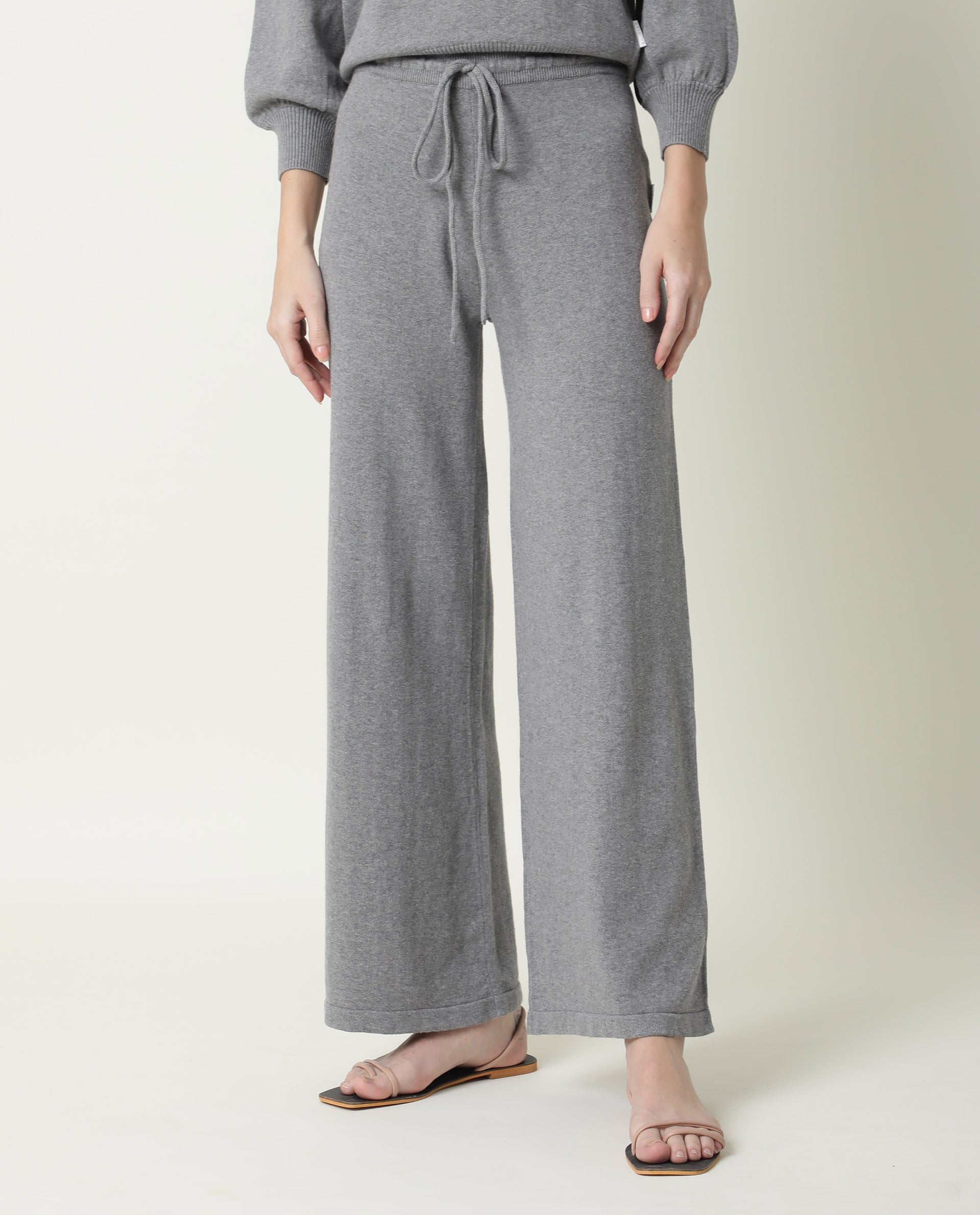 Rareism Women Finn Track Melange Grey Cotton Fabric Flared Solid Mid Rise Ankle Length Track Pant