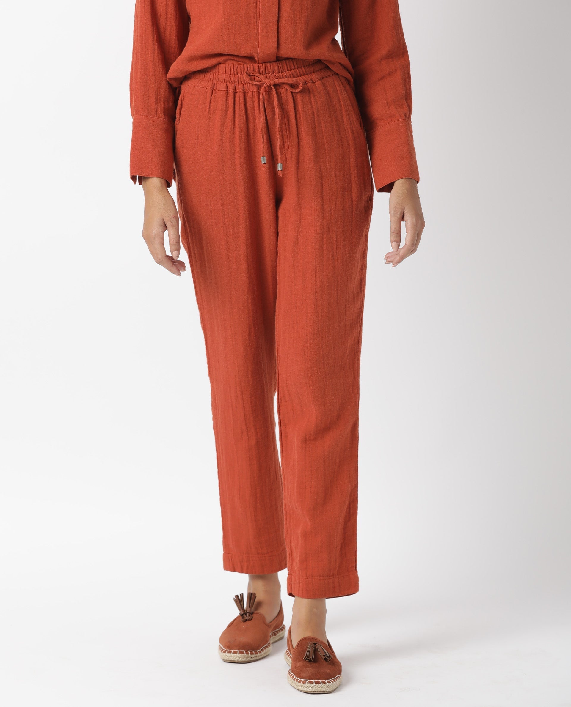 Rareism Women's Elo Rust Cotton Plain Ankle Length Regular Fit Trouser
