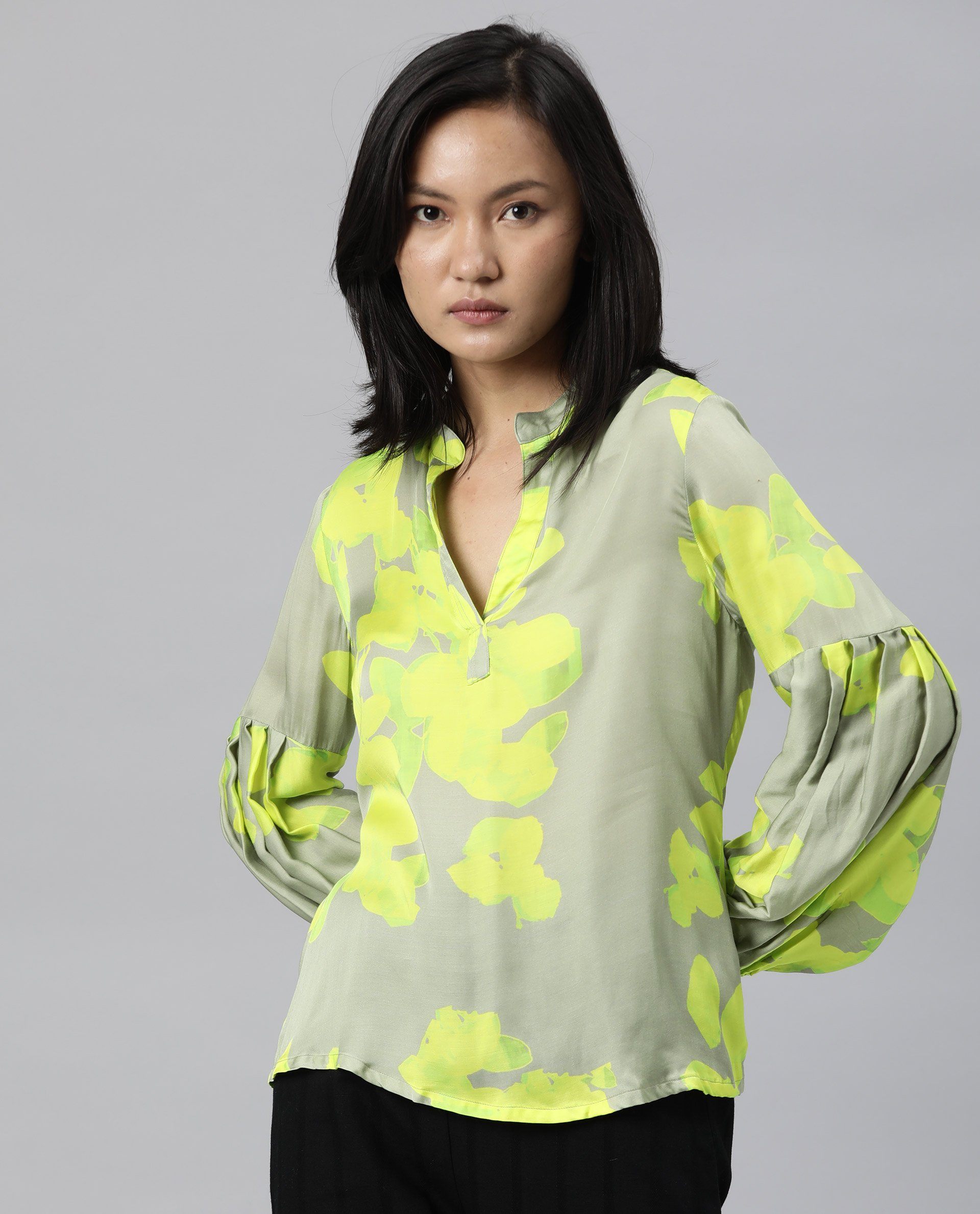 Rareism Women Liza Green Top Full Sleeves Printed