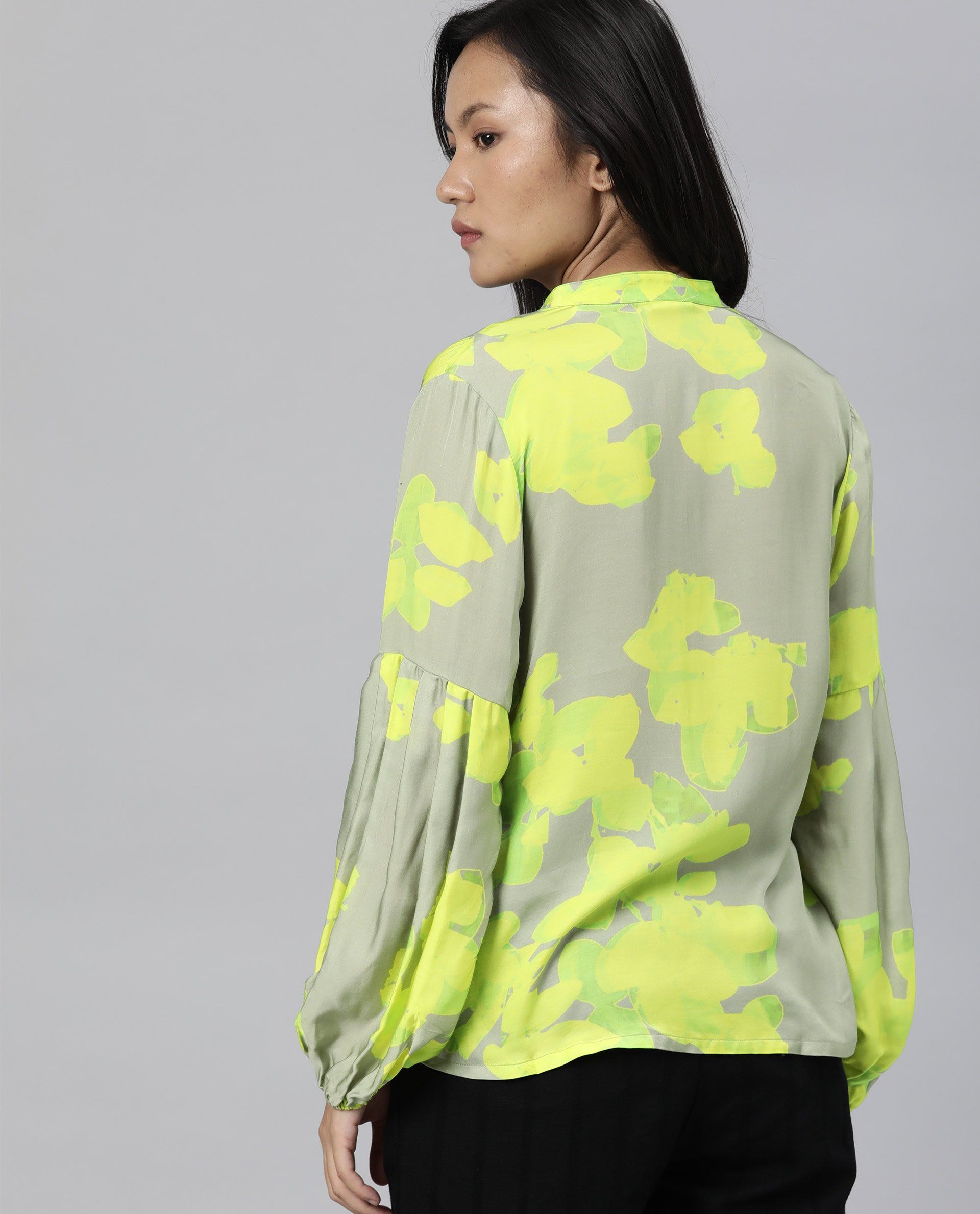 Rareism Women Liza Green Top Full Sleeves Printed