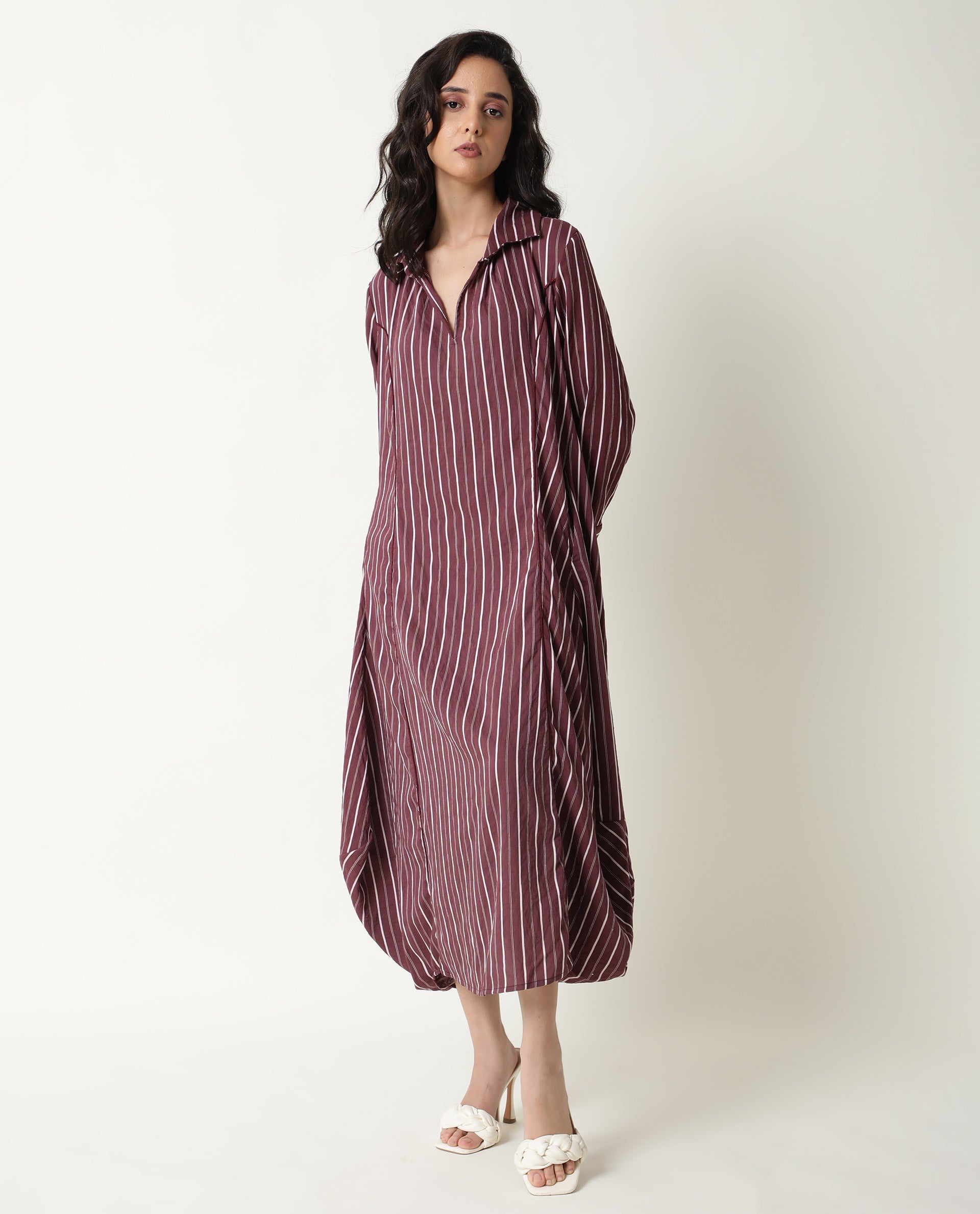 Rareism Women Wakanda Maroon Striped Shirt Collar 3/4 Sleeves With Pockets Midi Dress