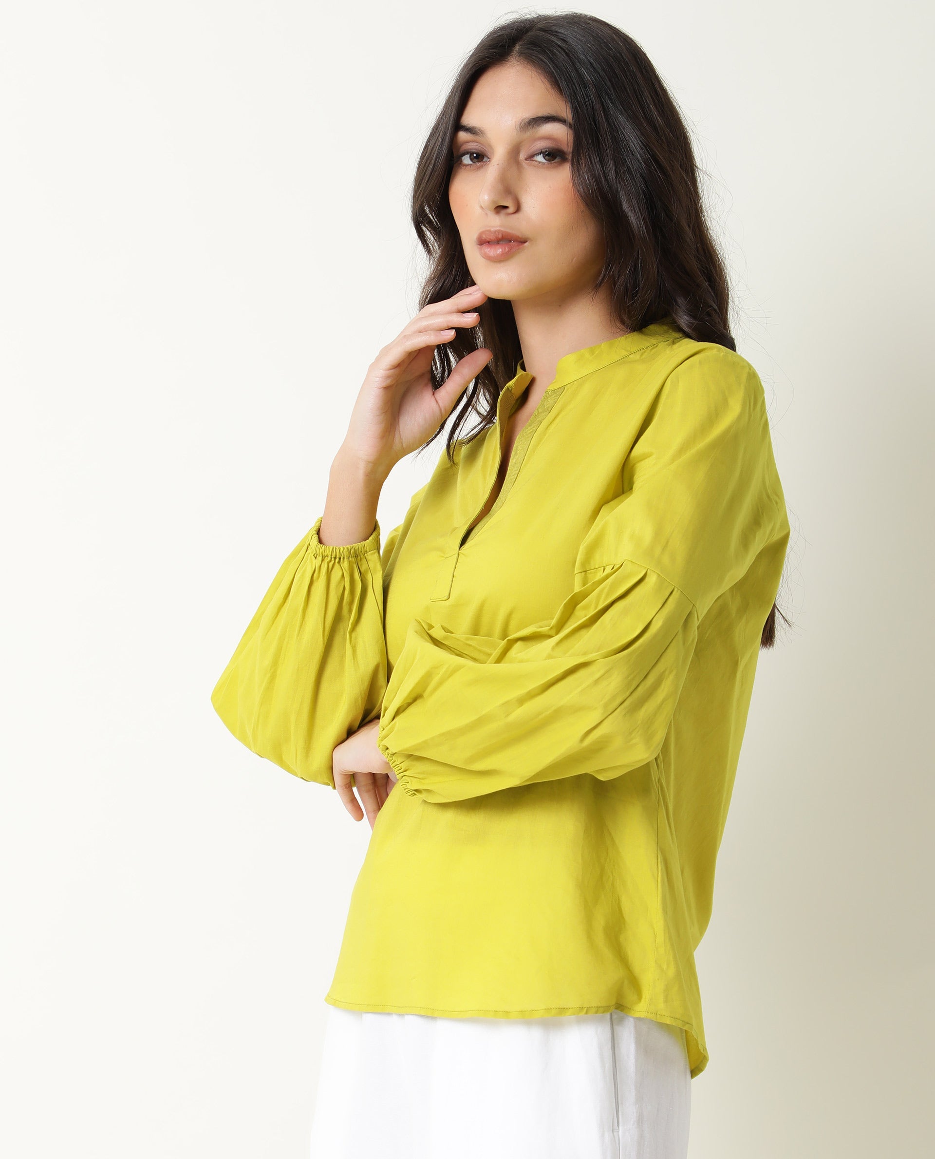Rareism Womens Loui Green Top Cotton Fabric  Full Sleeve Collared Neck