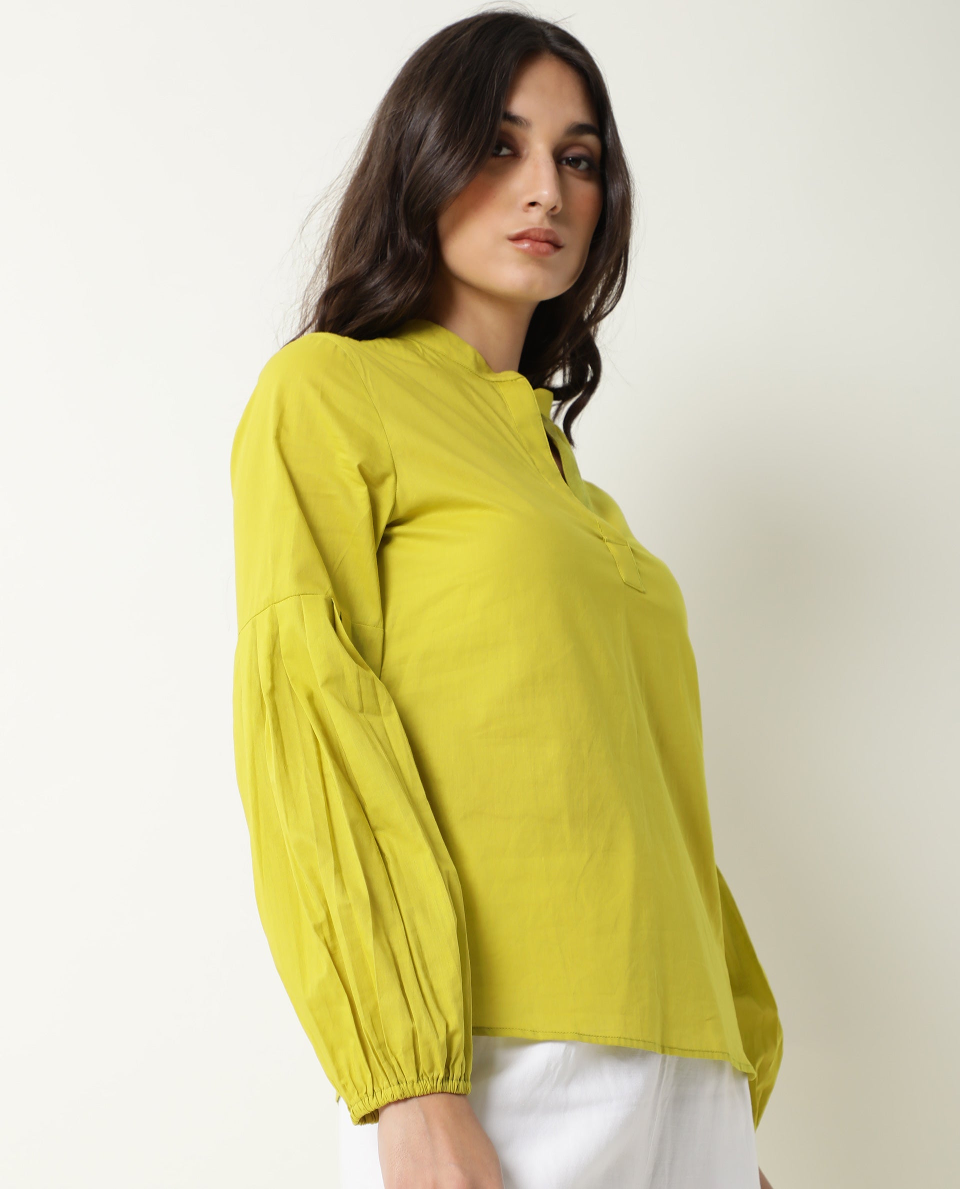 Rareism Womens Loui Green Top Cotton Fabric  Full Sleeve Collared Neck