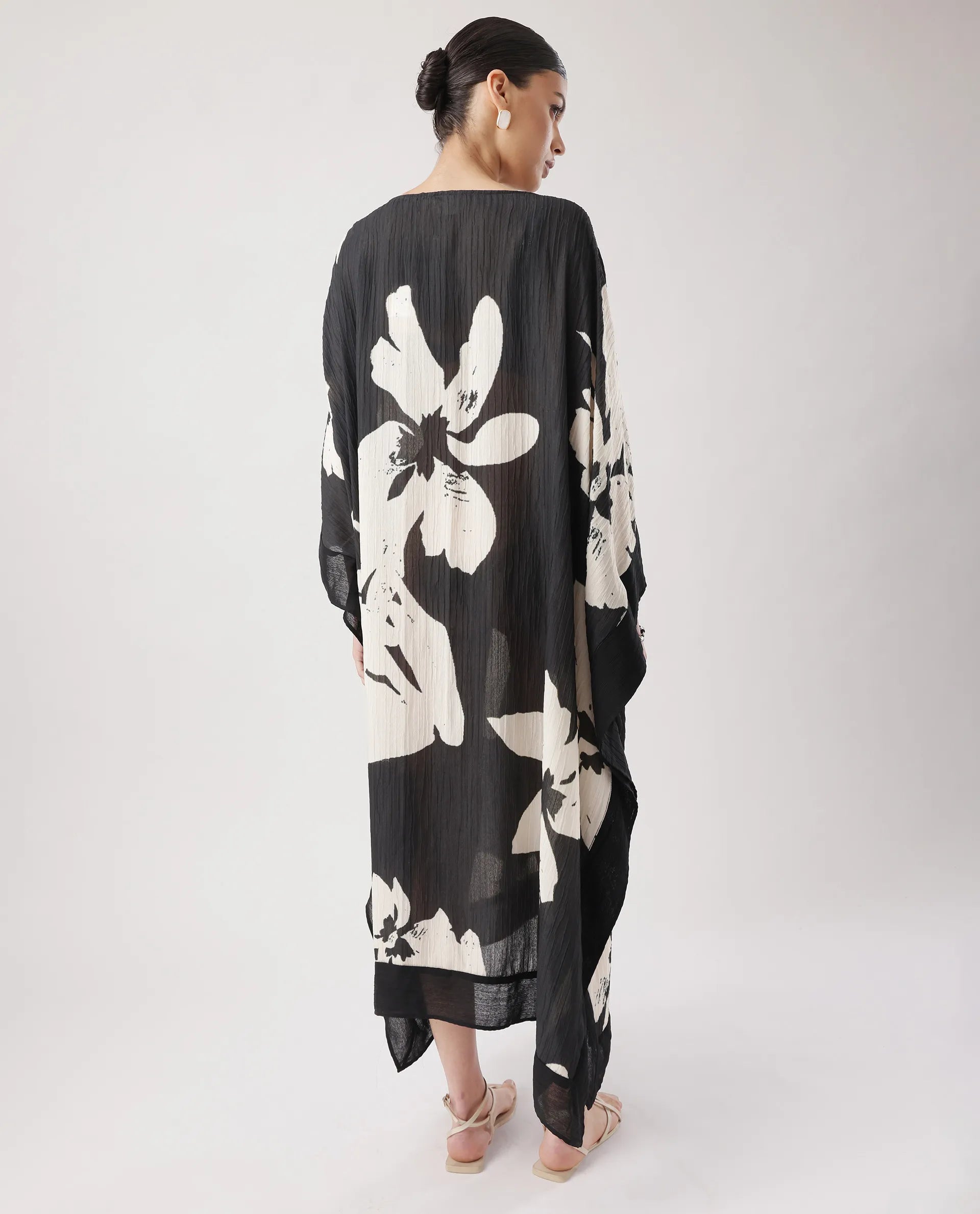 Rareism Women's Janarea Black Polyester Boat Neck Abstract Print Kaftan Sleeve Midi Kaftan Dress