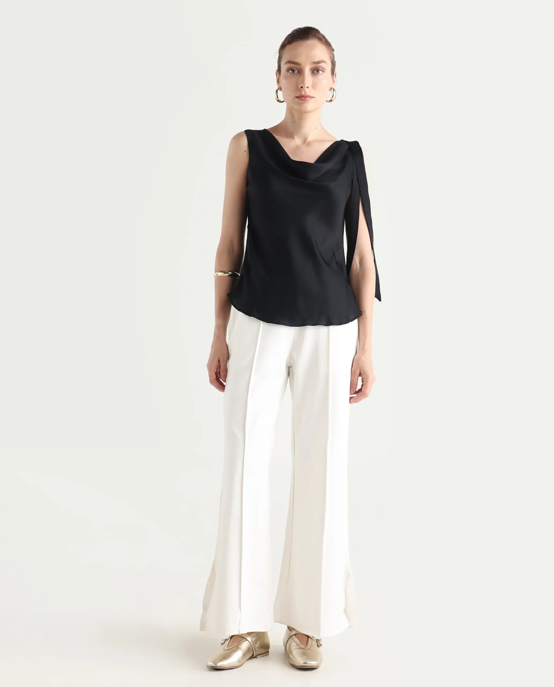 Rareism Women's Jancuri Off White Rayon Blend Plain Ankle Length Straight Fit Trouser
