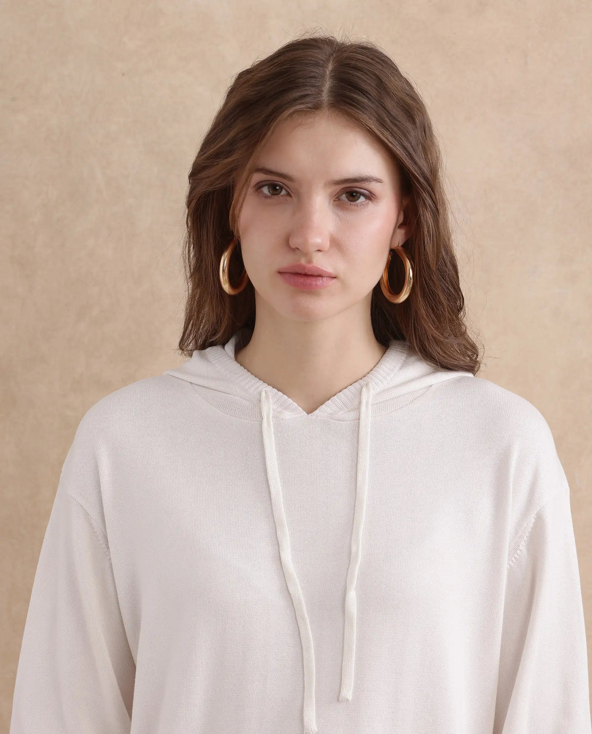 Rareism Women Janfinn-T Off White Viscose Blend Fabric Full Sleeve Relaxed Fit Top