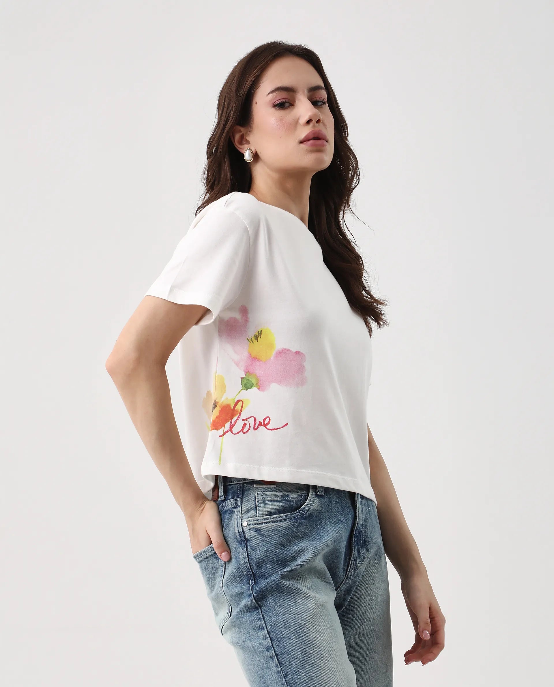 Rareism Women's Janol Off White Cotton Round Neck Floral Print Crop Regular Fit T-Shirt