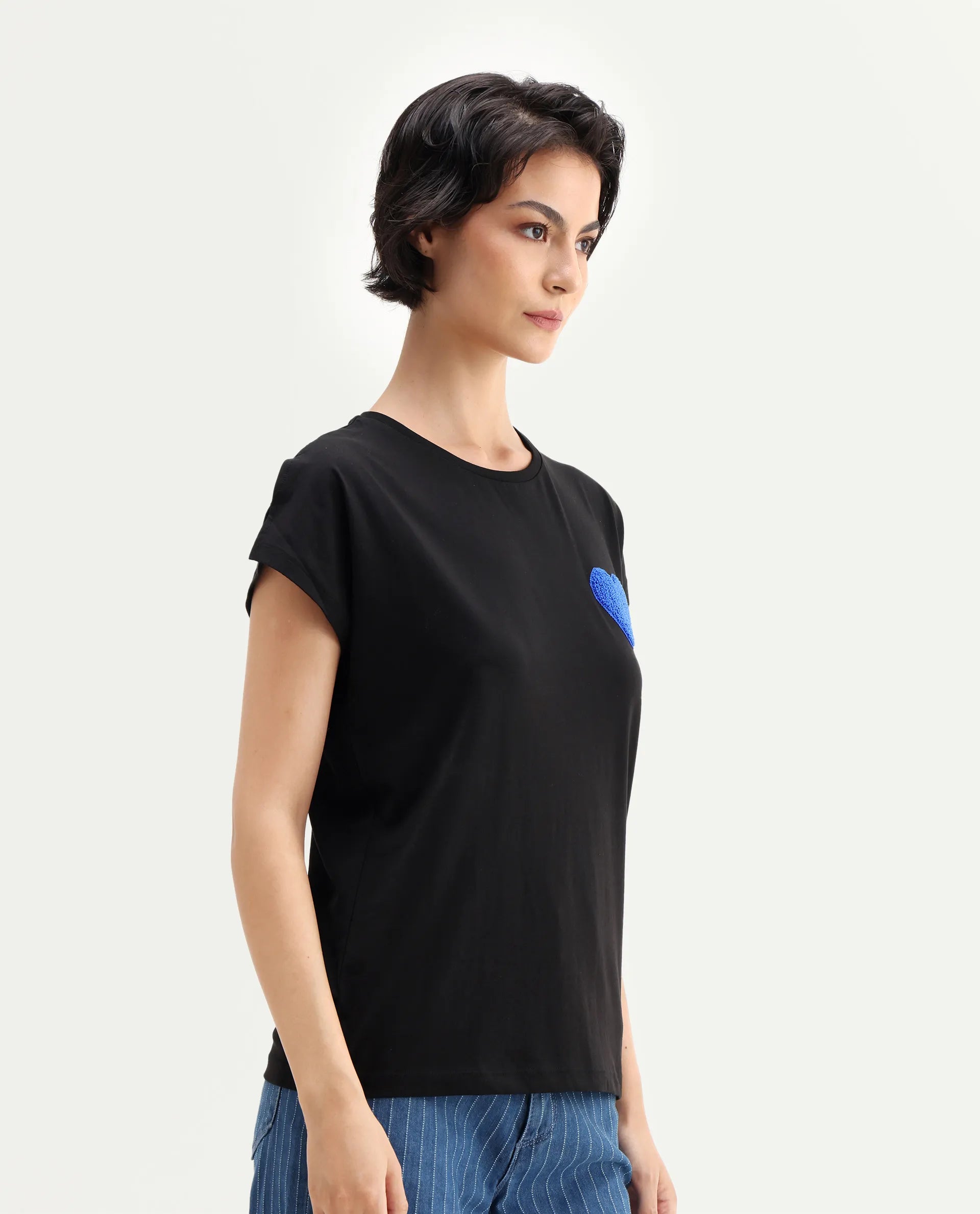 Rareism Women's Janori Black Cotton Blend Round Neck Plain Extended Sleeves Regular Fit T-Shirt