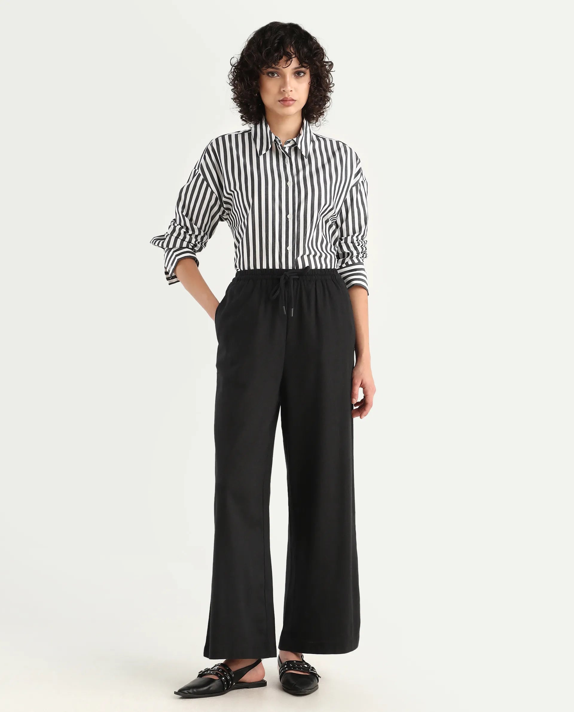 Rareism Women's Janry Black Linen Plain Ankle Length Straight Fit Trouser