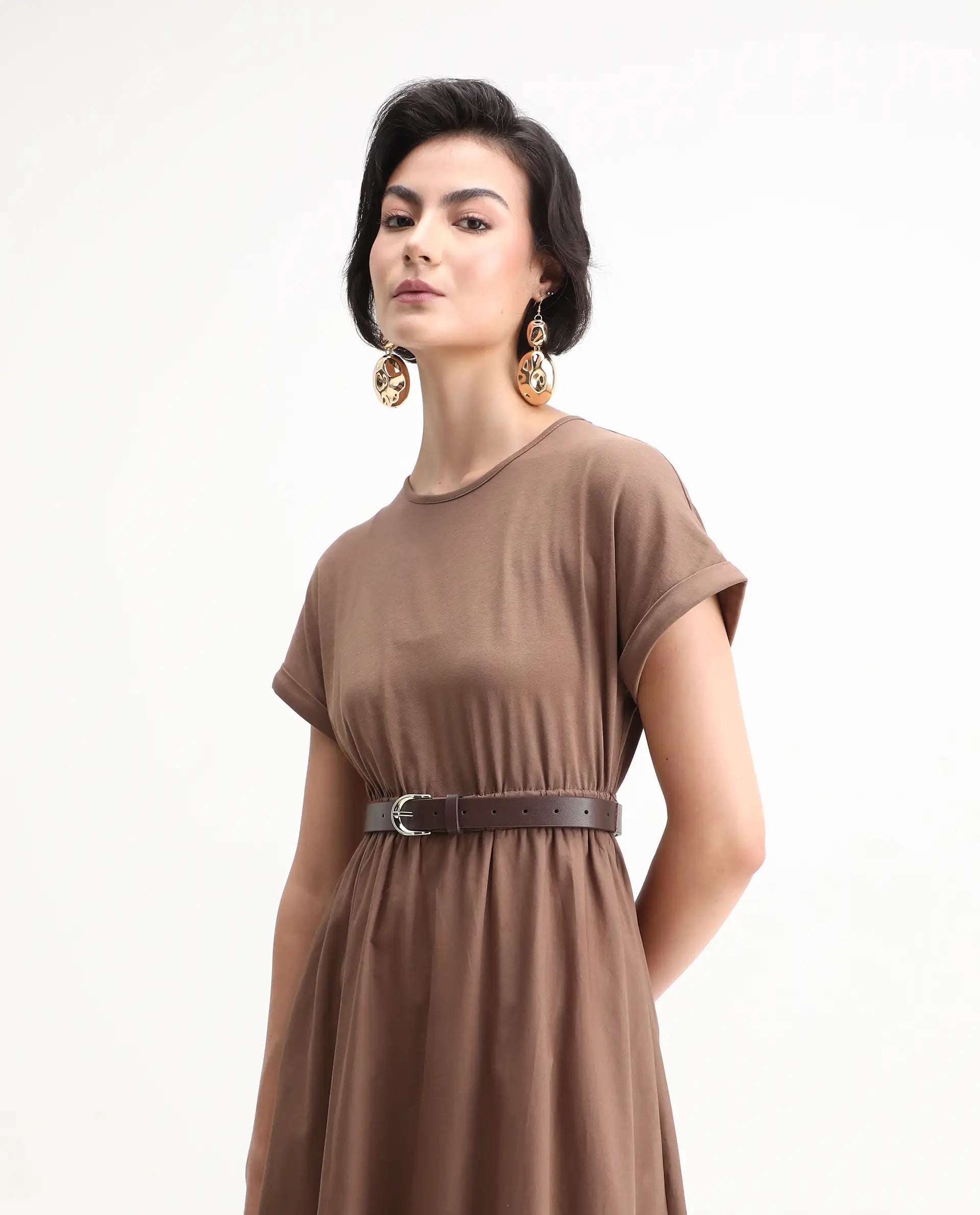 Rareism Women's Jento Brown Cotton Round Neck Fit And Flare Plain Midi Dress