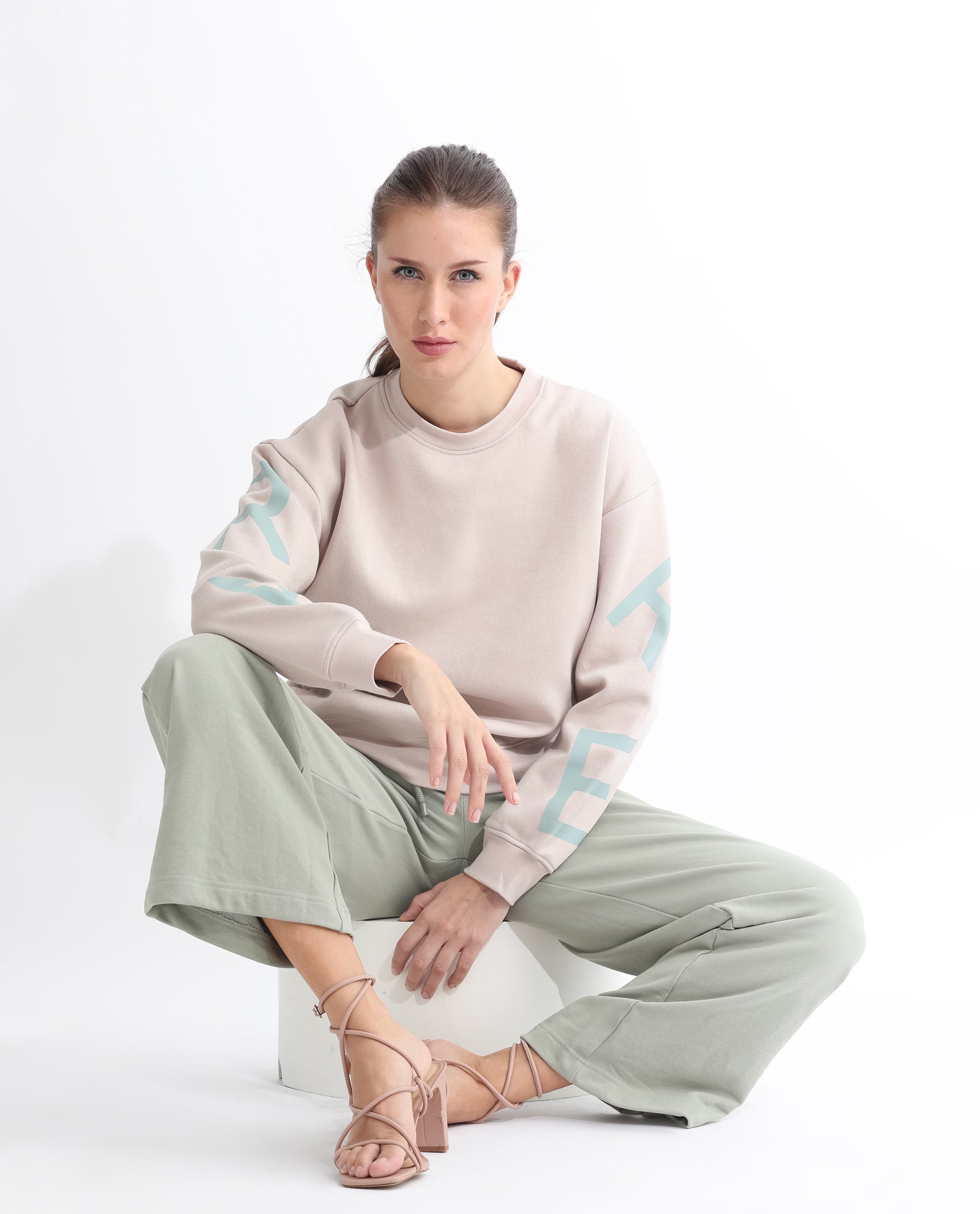 Rareism Articale Women Joni Beige Poly Cotton Fabric Full Sleeves Crew Neck Regular Fit Graphic Print Sweatshirt