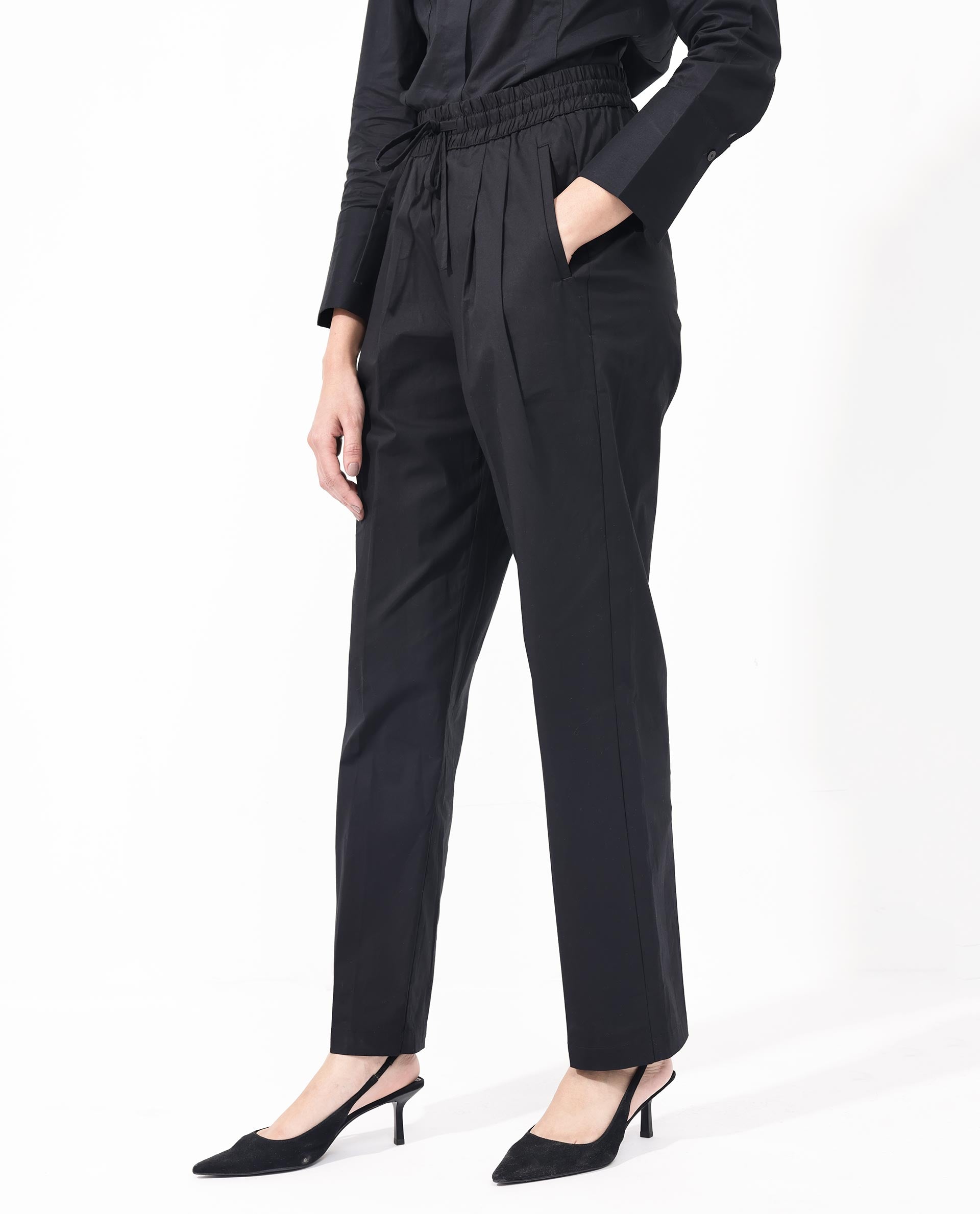Rareism Women's Juven Black Cotton Plain Ankle Length Tapered Trouser
