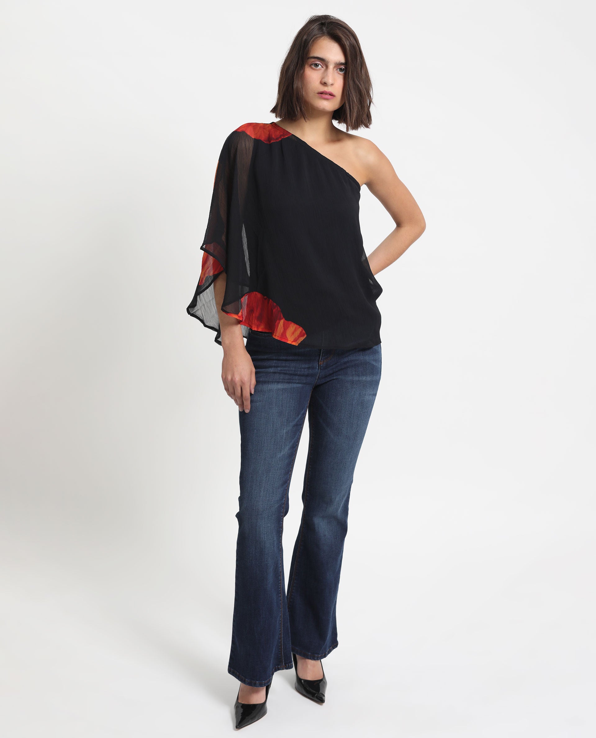 Rareism Women's Kente Black Polyester Tube Neck Floral Print Flared Sleeve Slim Fit Top