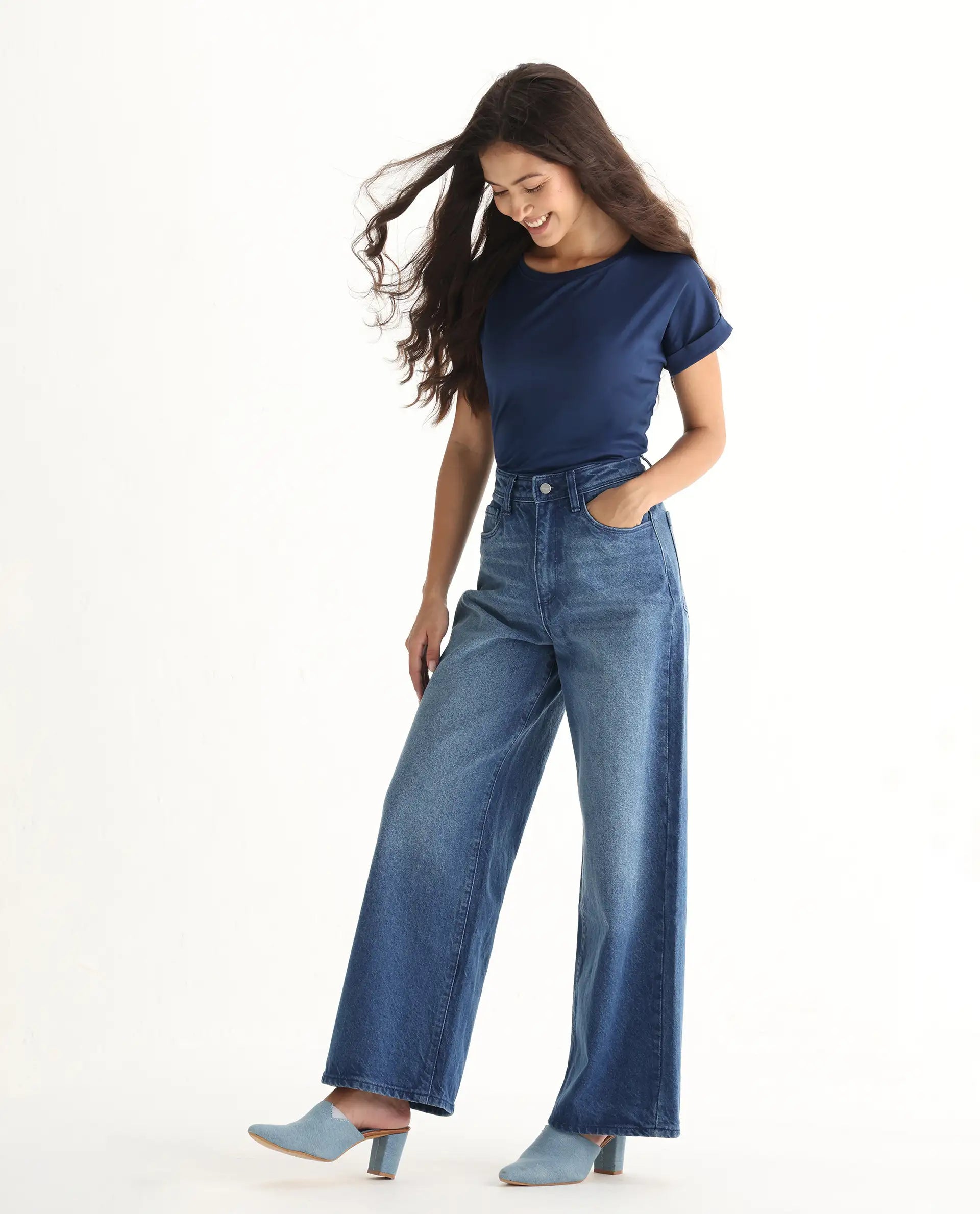 Rareism Women's Kikoi Blue Cotton Blend Plain Ankle Length Effortless Wide Jeans