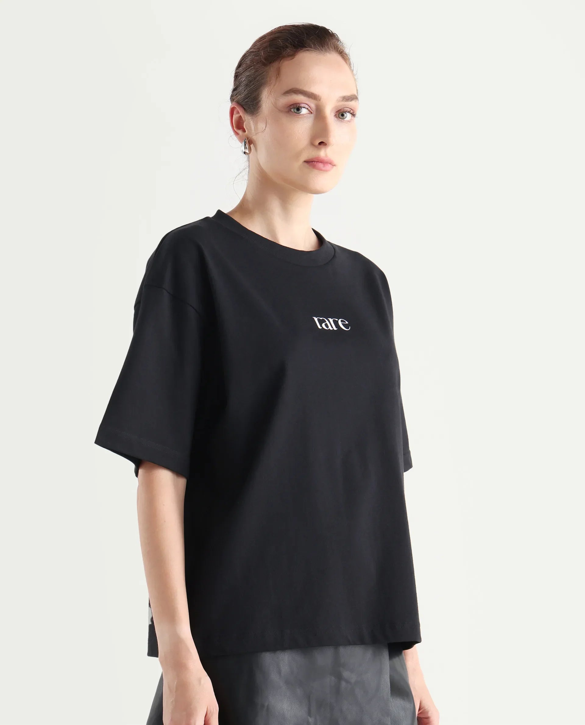 Rareism Women's Klend Black Cotton Graphic Print Oversized T-Shirt