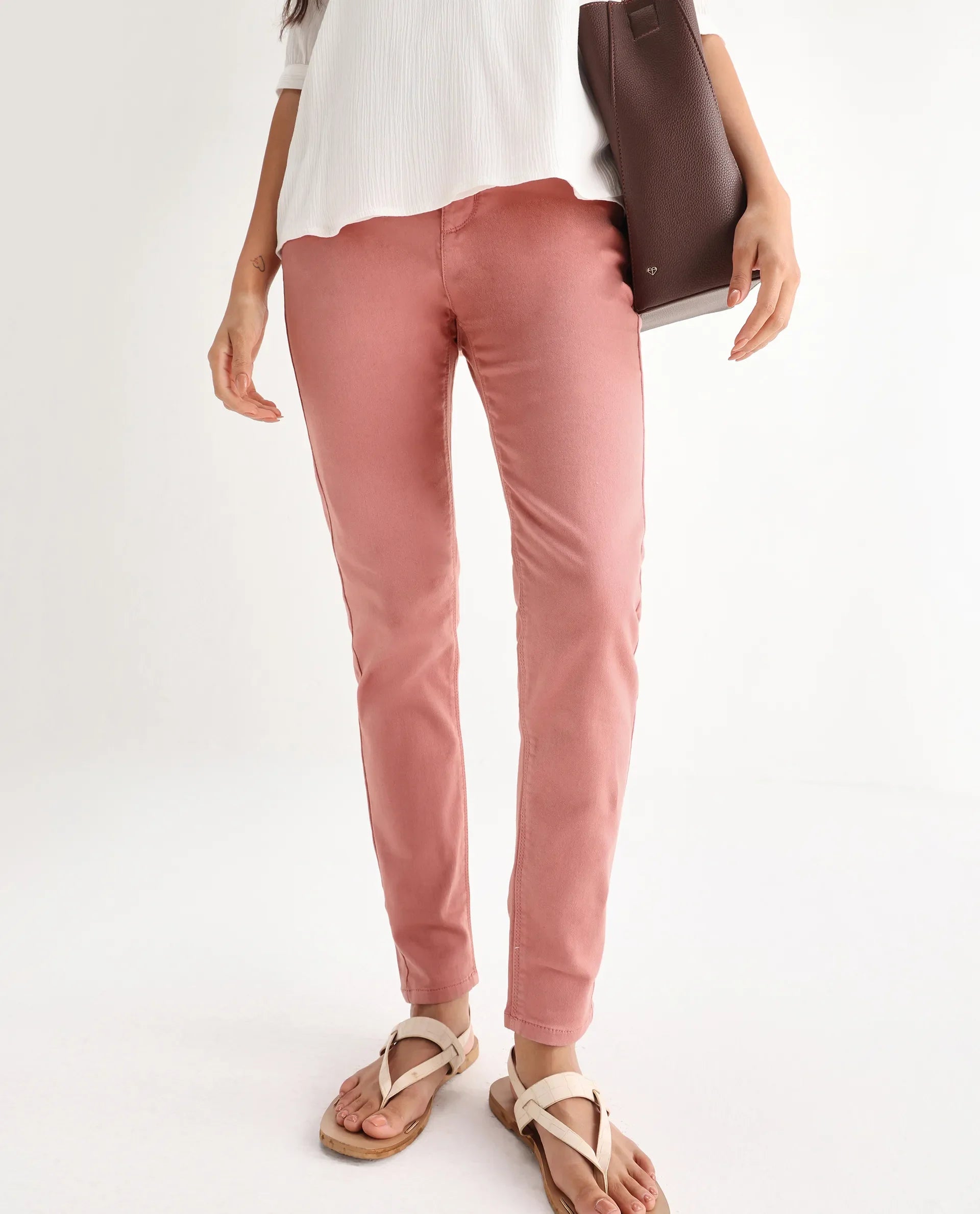 Rareism Women's Kocho Pink Cotton Blend Plain Ankle Length Slim Fit Jeans