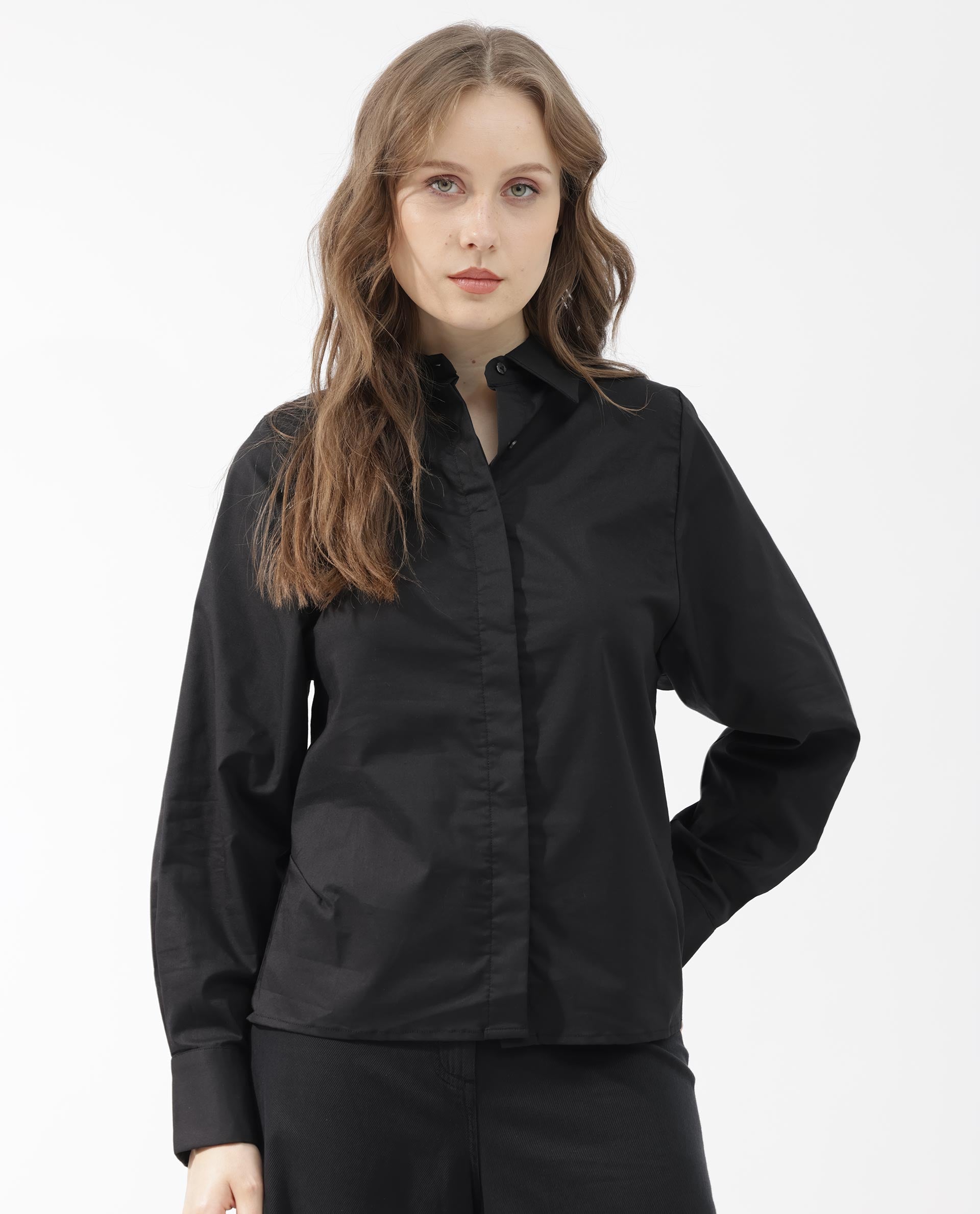 Rareism Women's Letizia Black Cotton Blend Spread Collar Plain Relaxed Fit Shirt