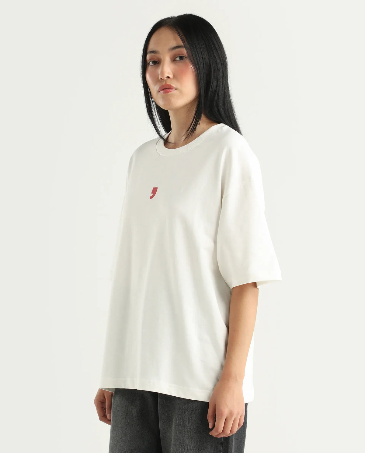 Rareism Women's Liche Off White Cotton Graphic Print Oversized T-Shirt
