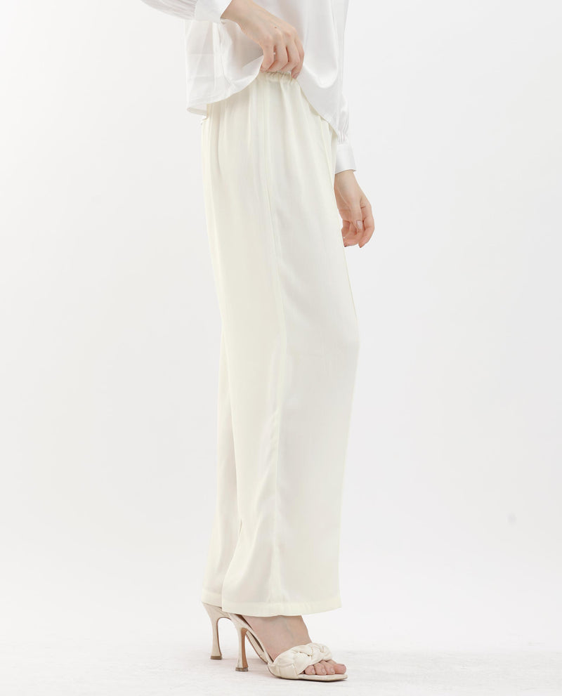 Rareism Women Haz Light Off White Polyester Fabric Wide Leg Fit Plain Ankle Length Trousers