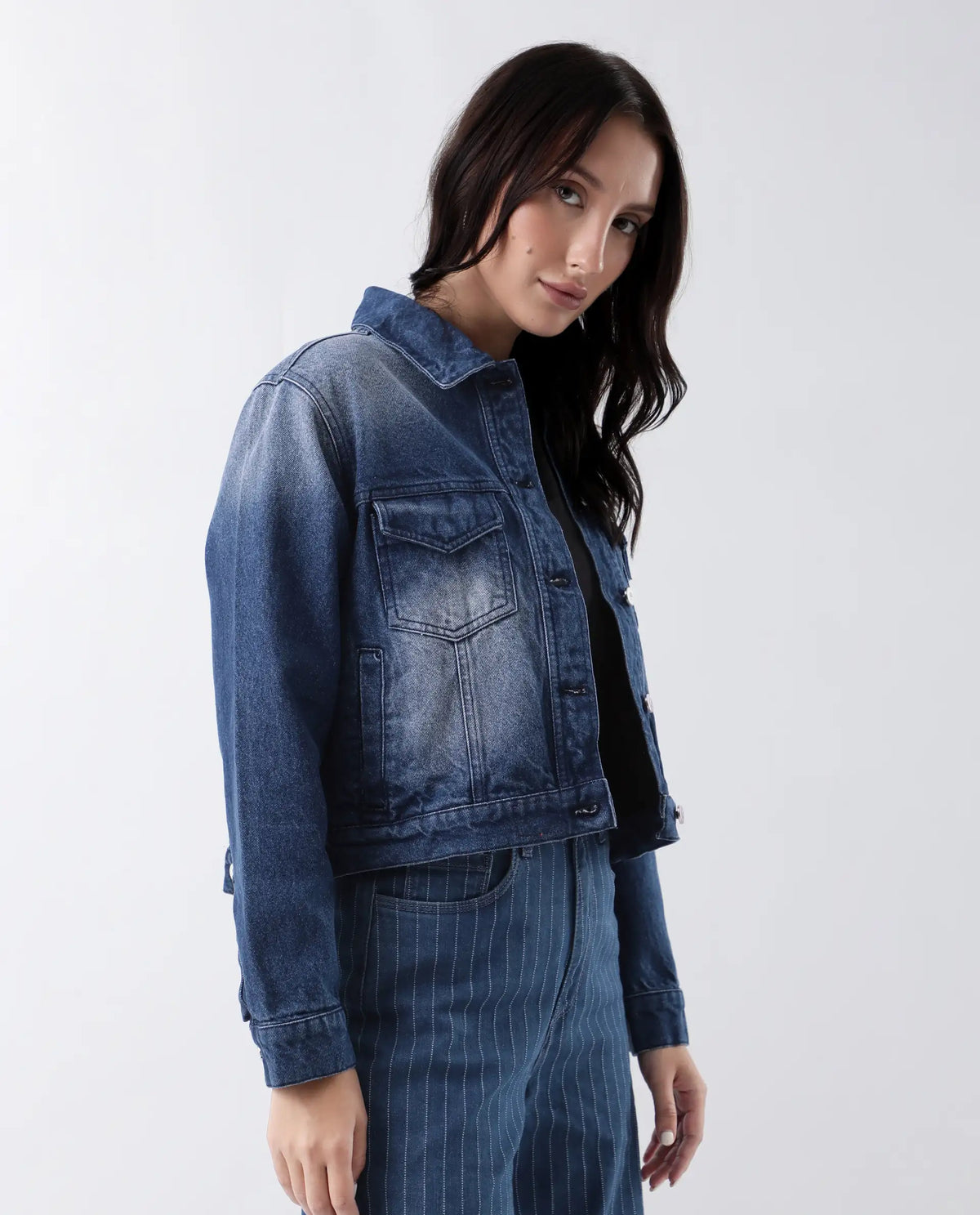 Rareism Women's Luvy Blue Cotton Spread Collar Plain Cuffed Sleeve Regular Fit Jacket