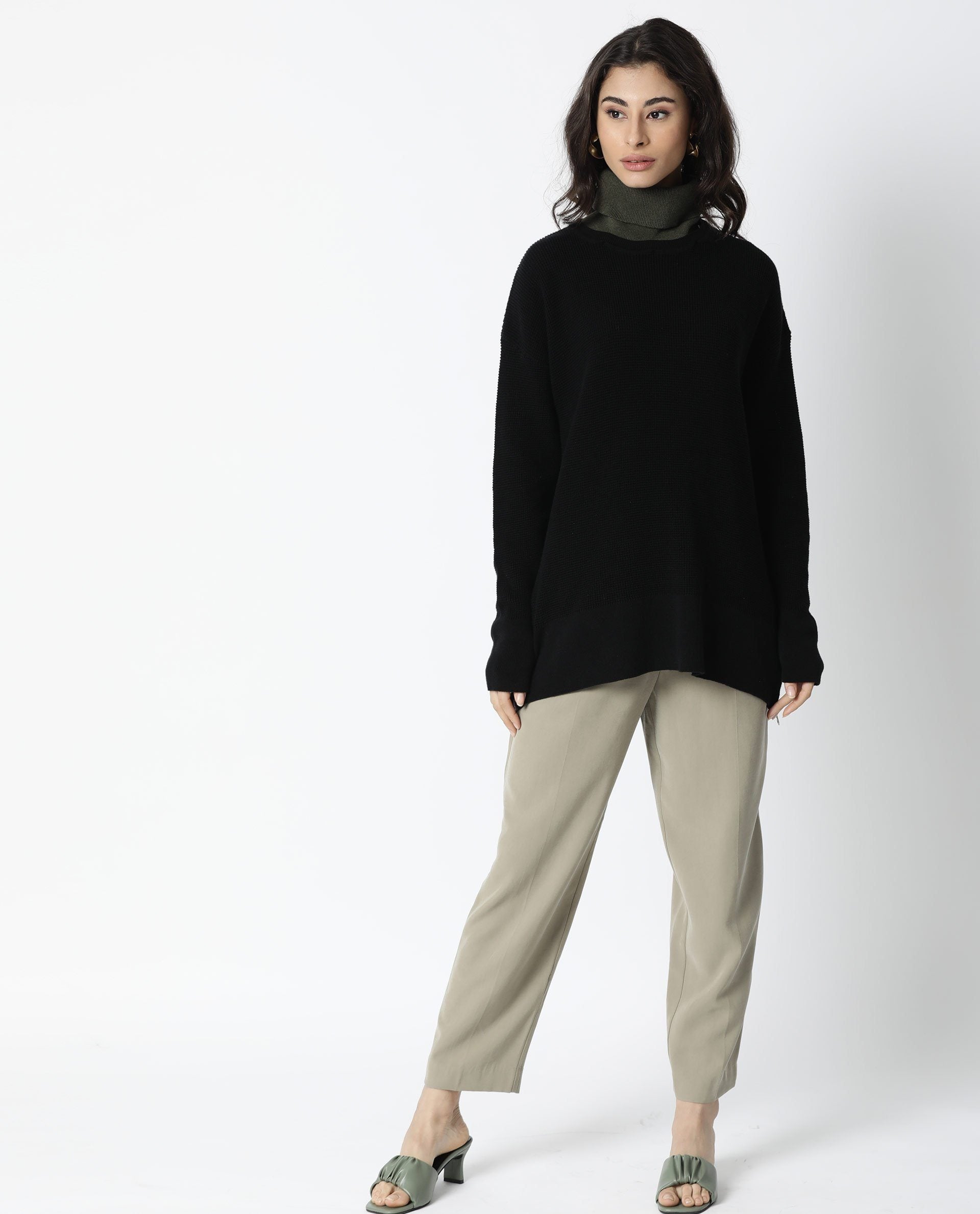 Rareism Women Zippo Black Cotton Fabric Full Sleeves Knee Length Relaxed Fit Solid Detachable Collar Sweater