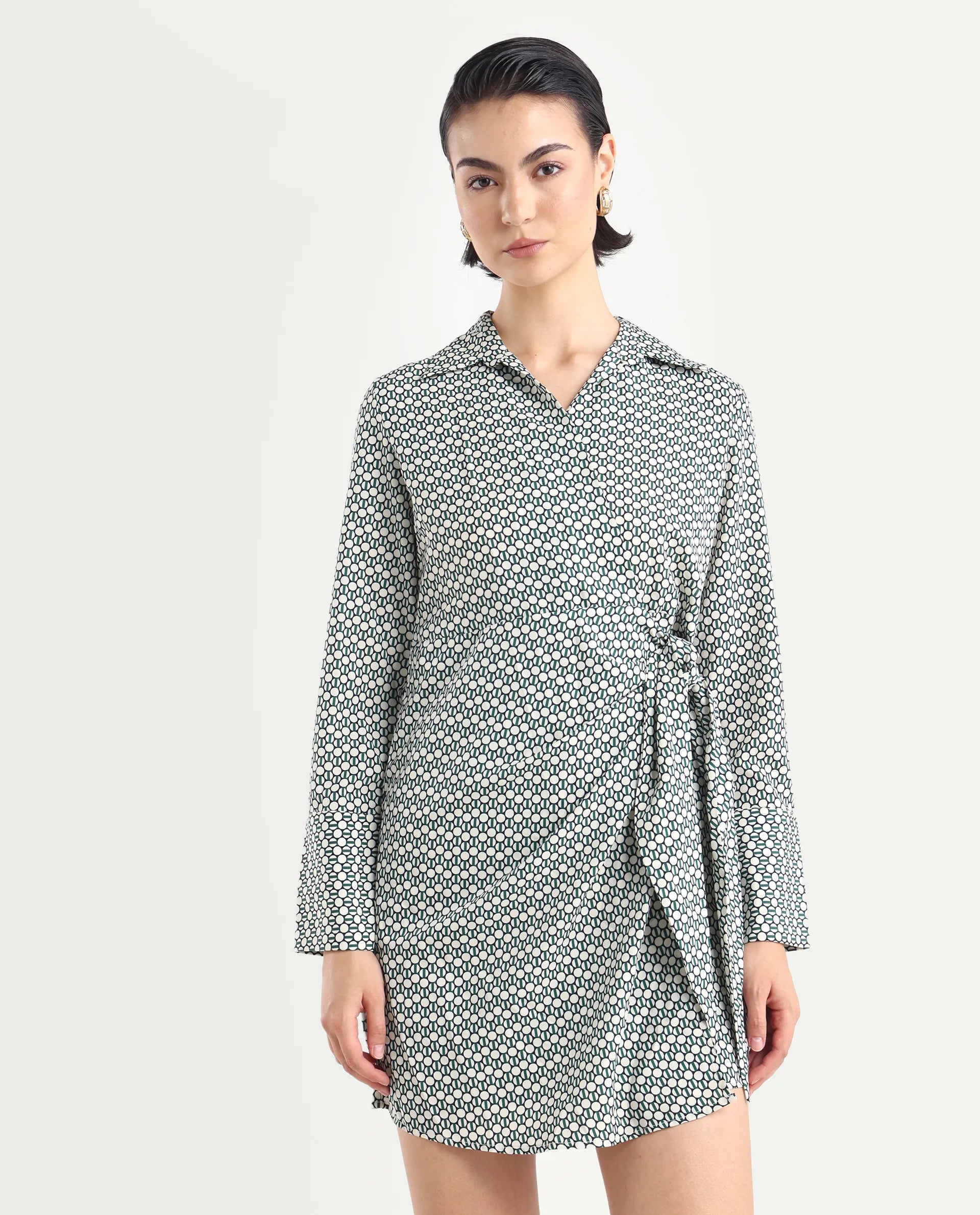 Rareism Women's Mackay Green Polyester Drop Collar Geometric Print Mini Regular Fit Dress